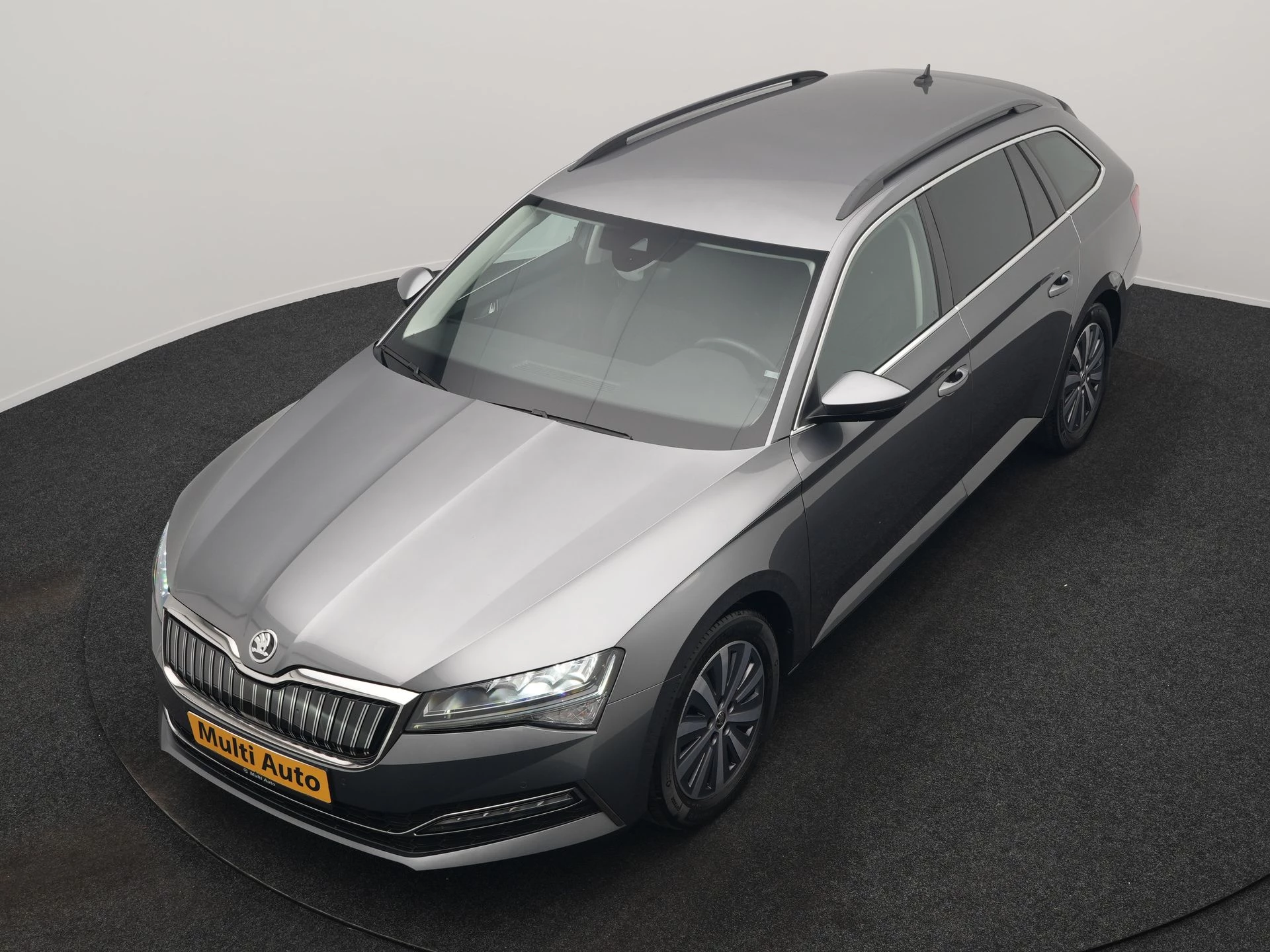 Hoofdafbeelding Škoda Superb