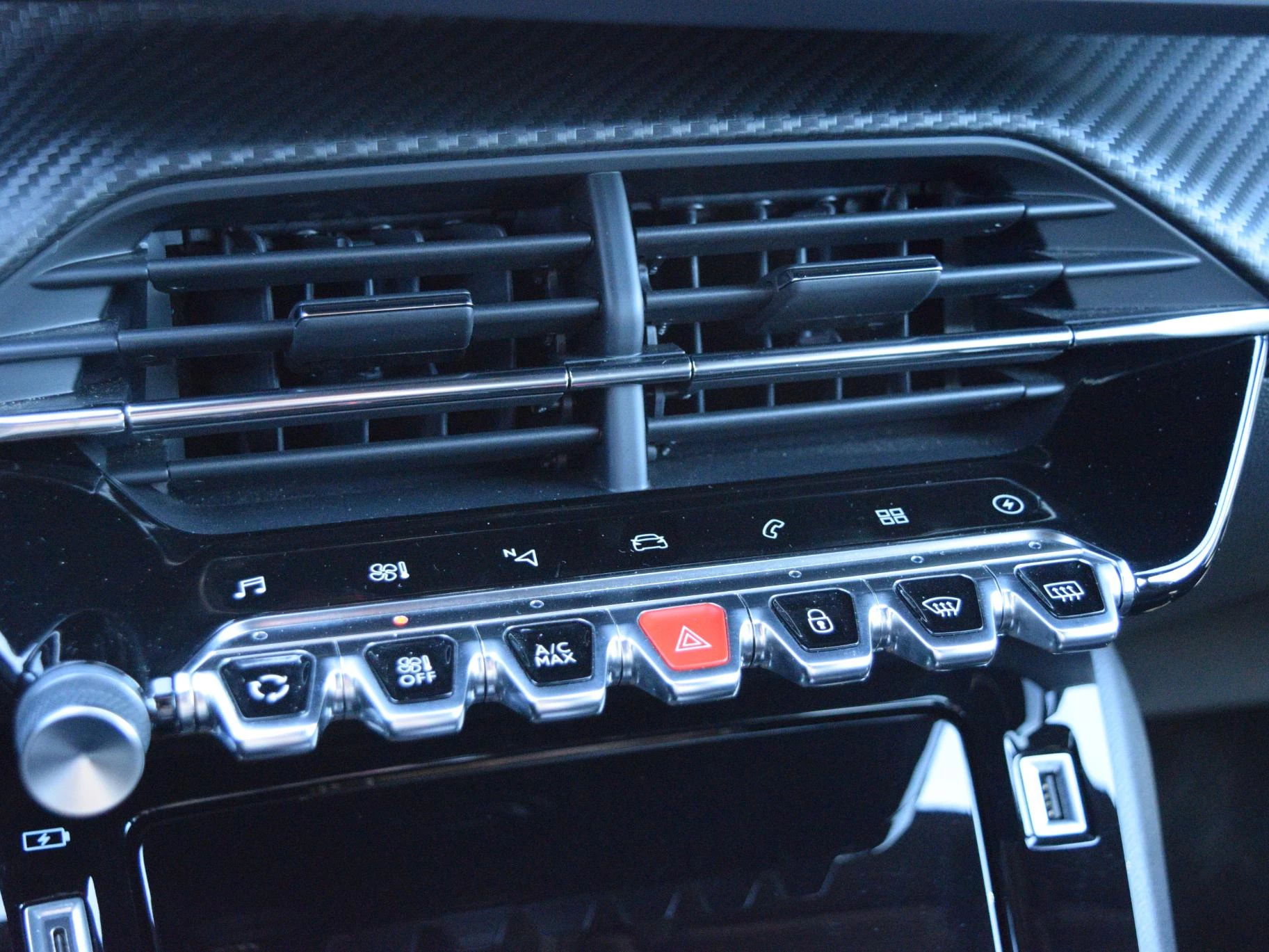 Hoofdafbeelding Peugeot e-208