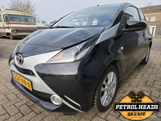 Toyota Aygo 5D 1.0 VVT-i x-play AUT | BTW auto| X-play|Airco