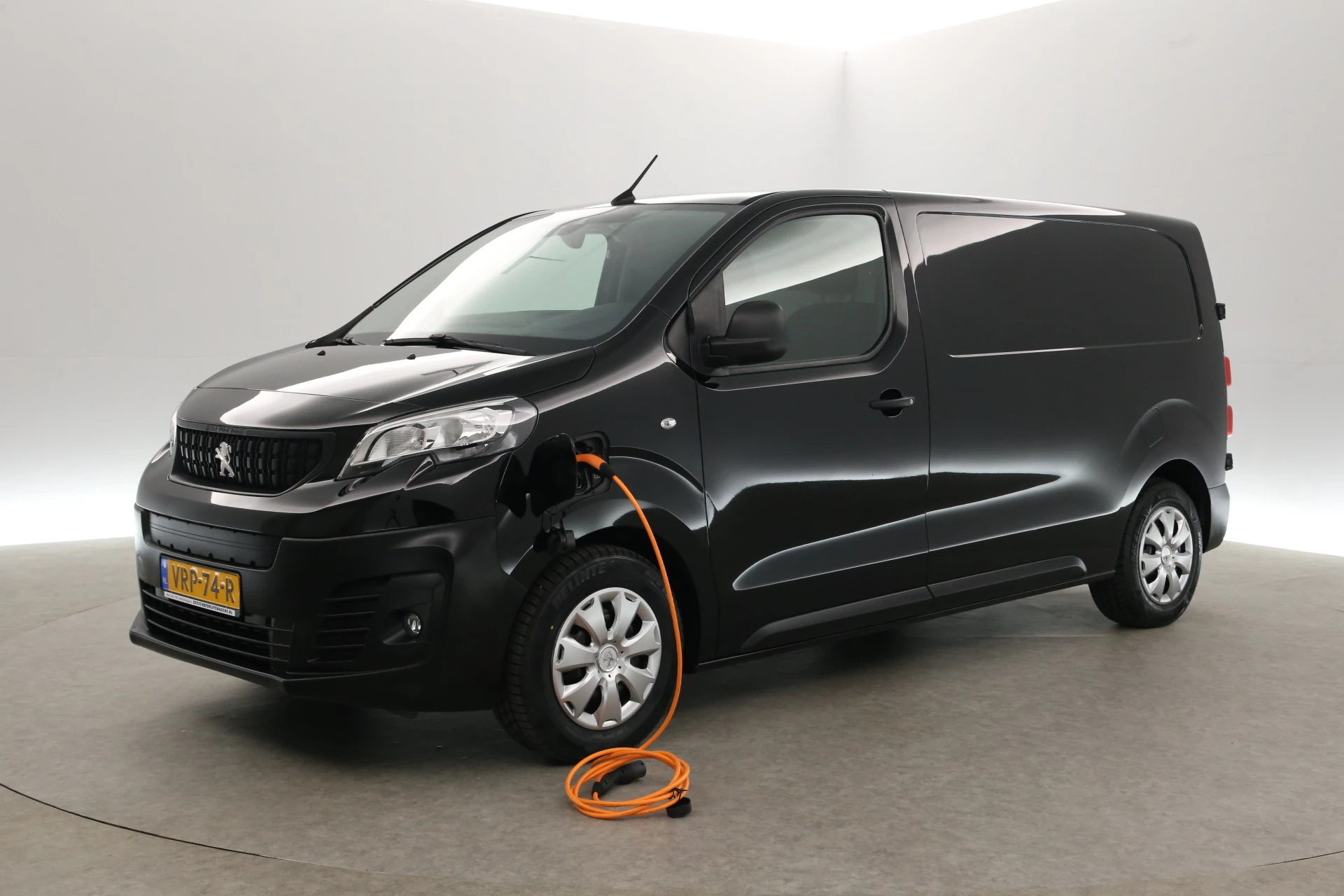 Hoofdafbeelding Peugeot e-Expert