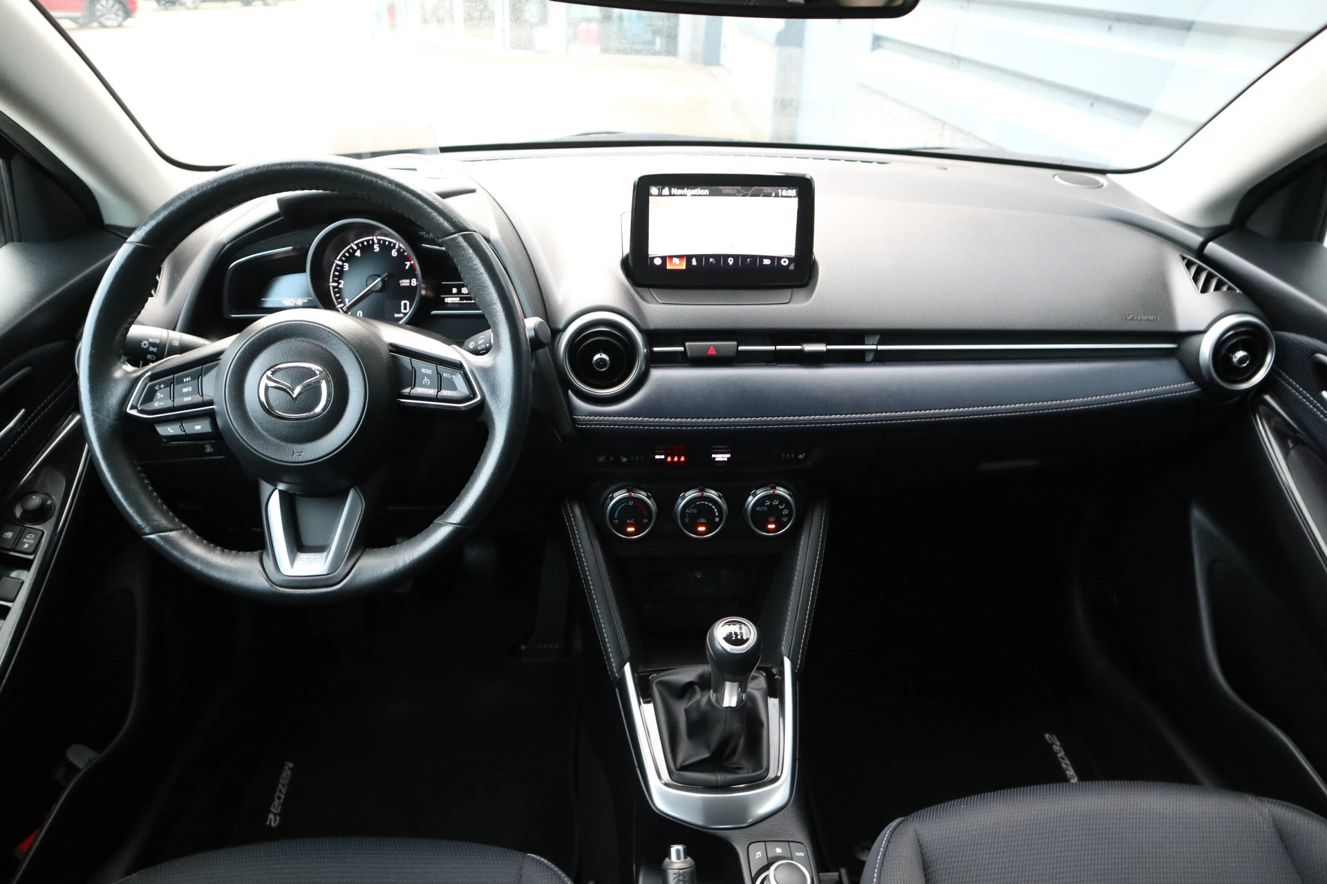 Hoofdafbeelding Mazda 2