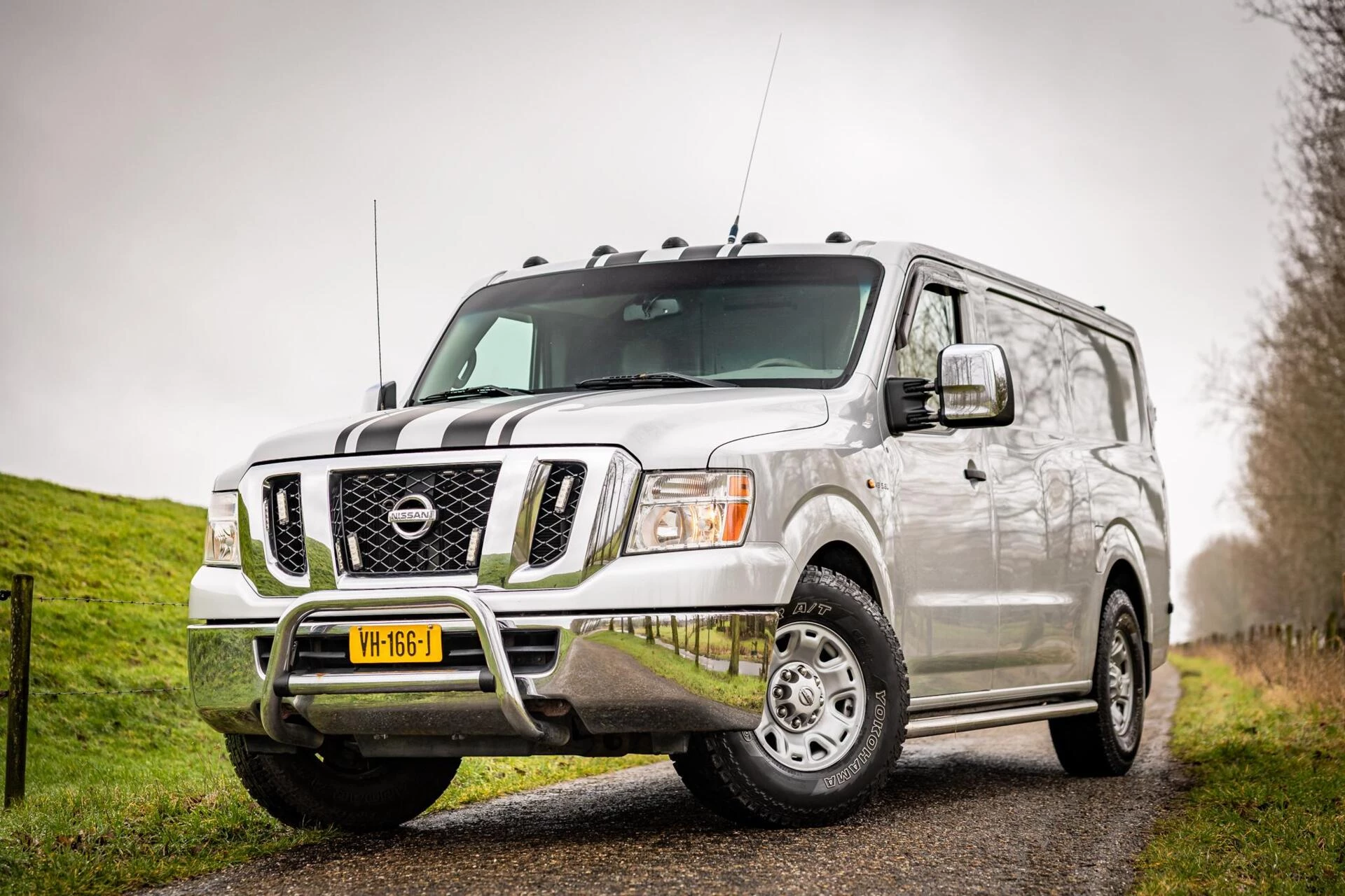 Hoofdafbeelding Nissan NV