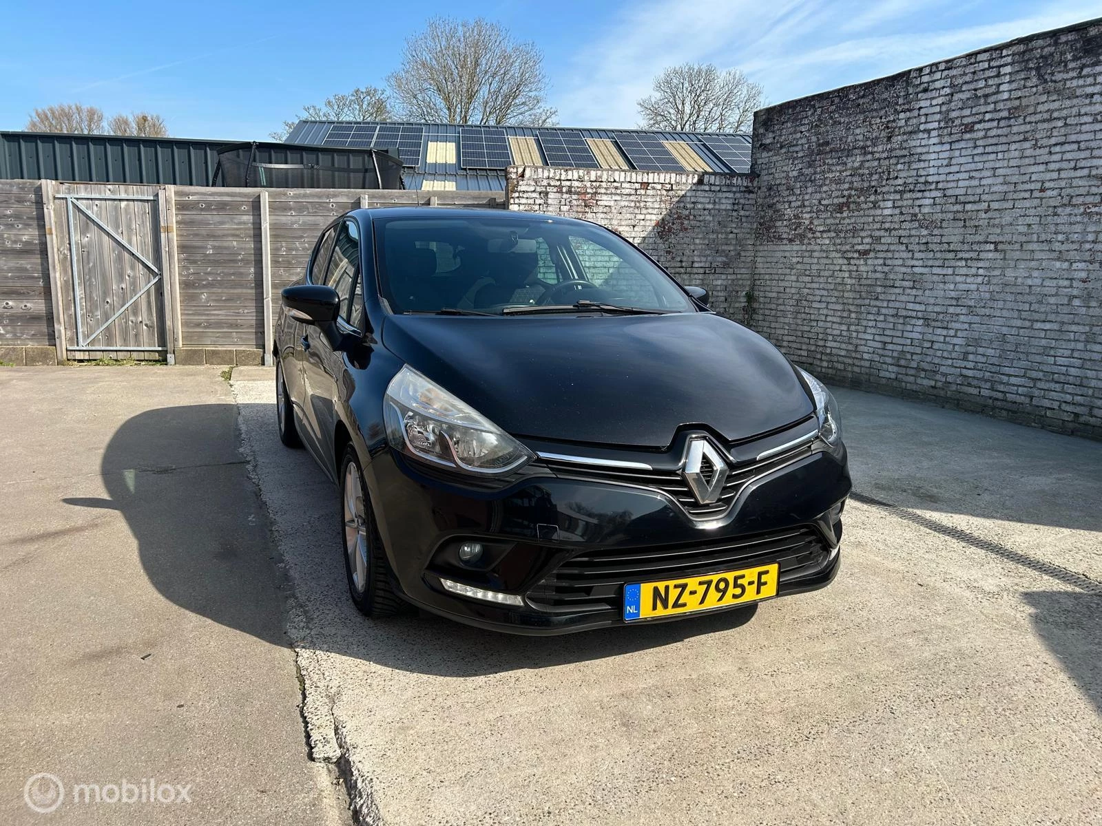 Hoofdafbeelding Renault Clio