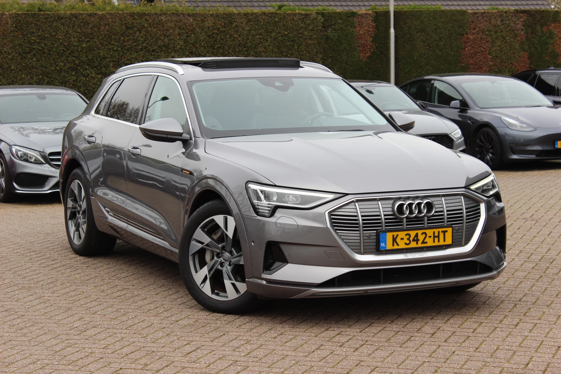 Hoofdafbeelding Audi e-tron