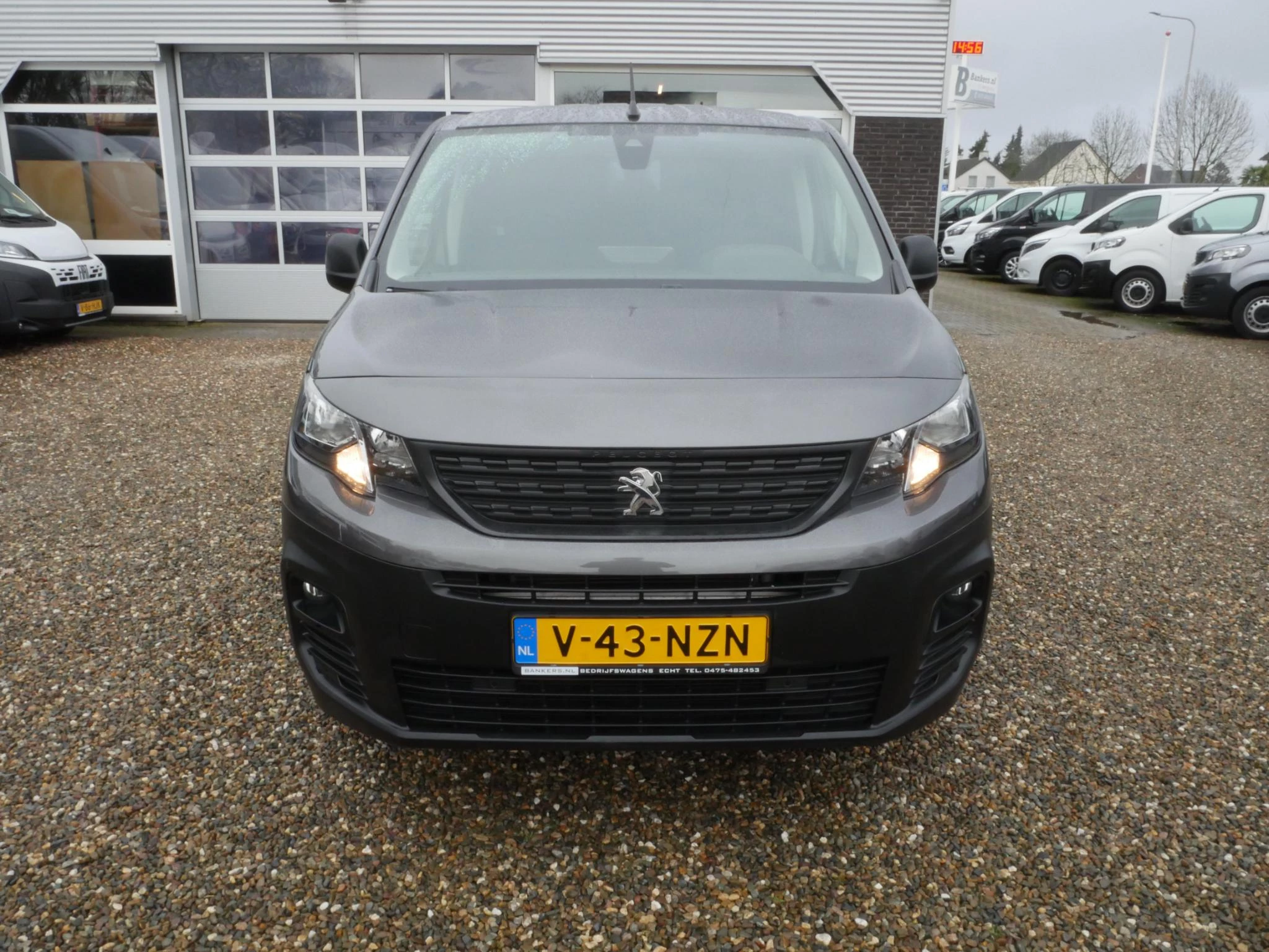 Hoofdafbeelding Peugeot Partner