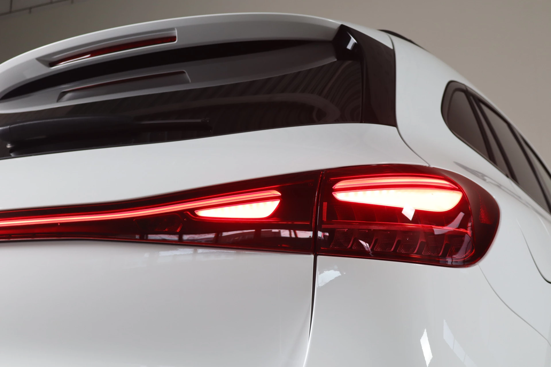 Hoofdafbeelding Mercedes-Benz EQA