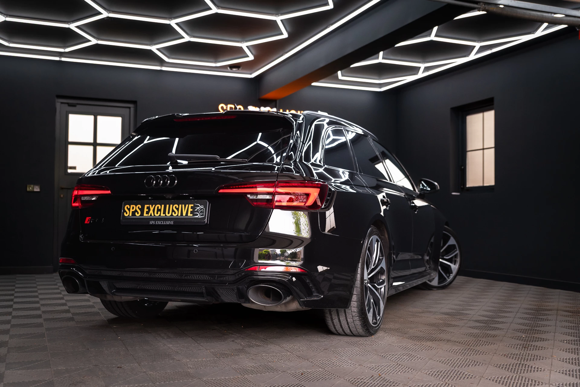 Hoofdafbeelding Audi RS4