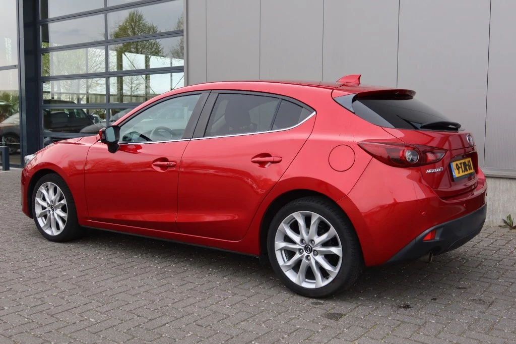 Hoofdafbeelding Mazda 3
