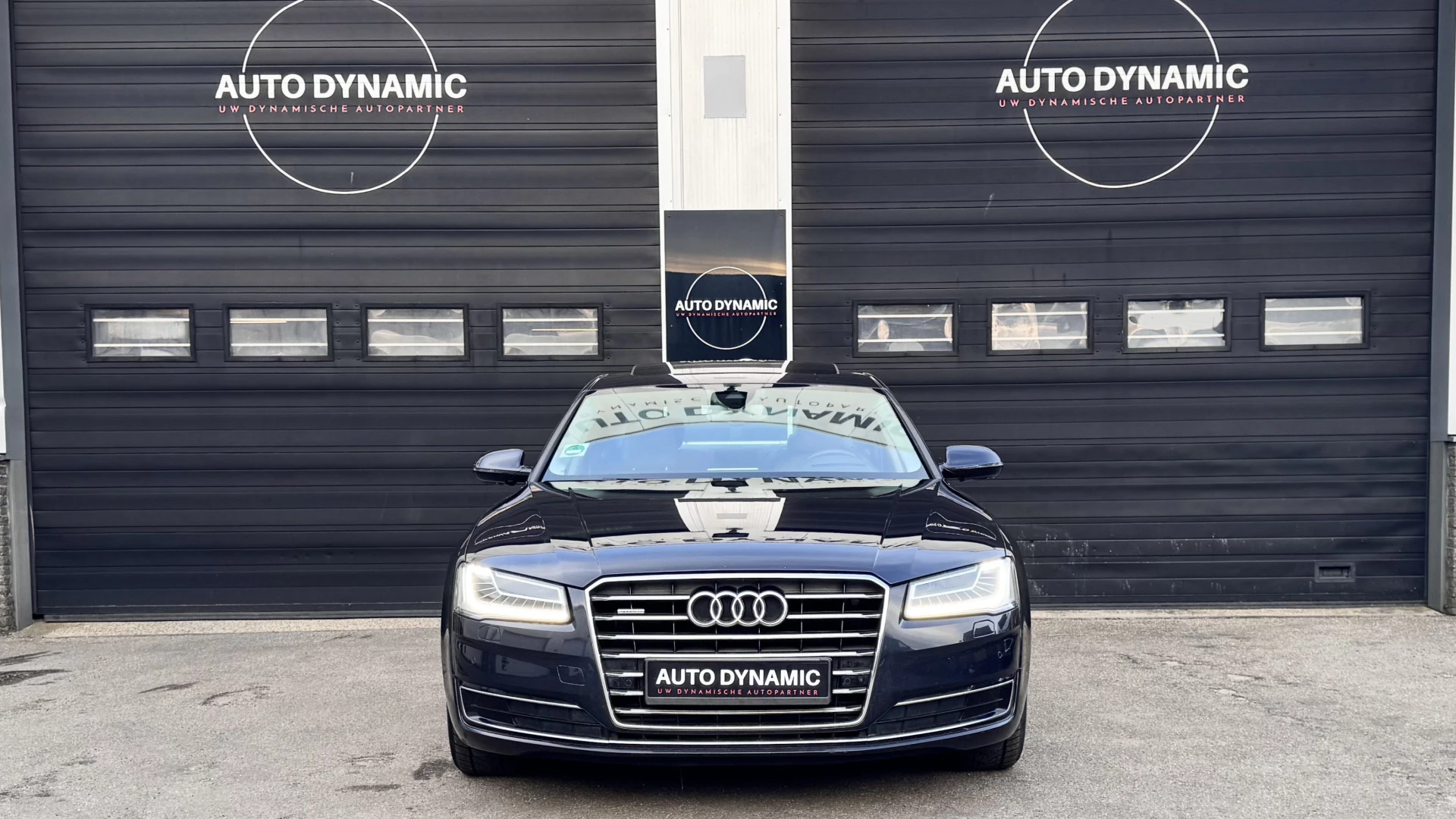 Hoofdafbeelding Audi A8