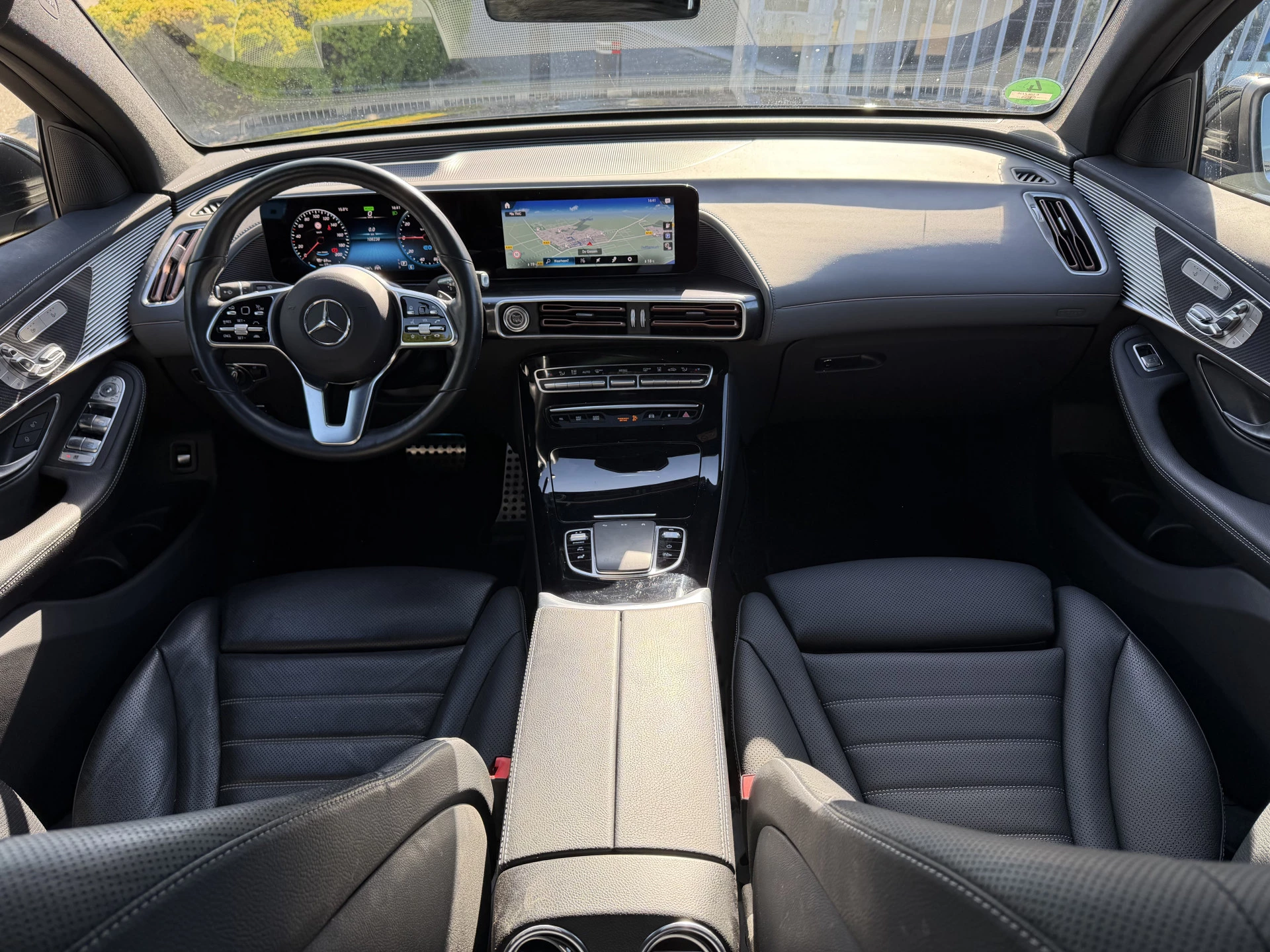 Hoofdafbeelding Mercedes-Benz EQC