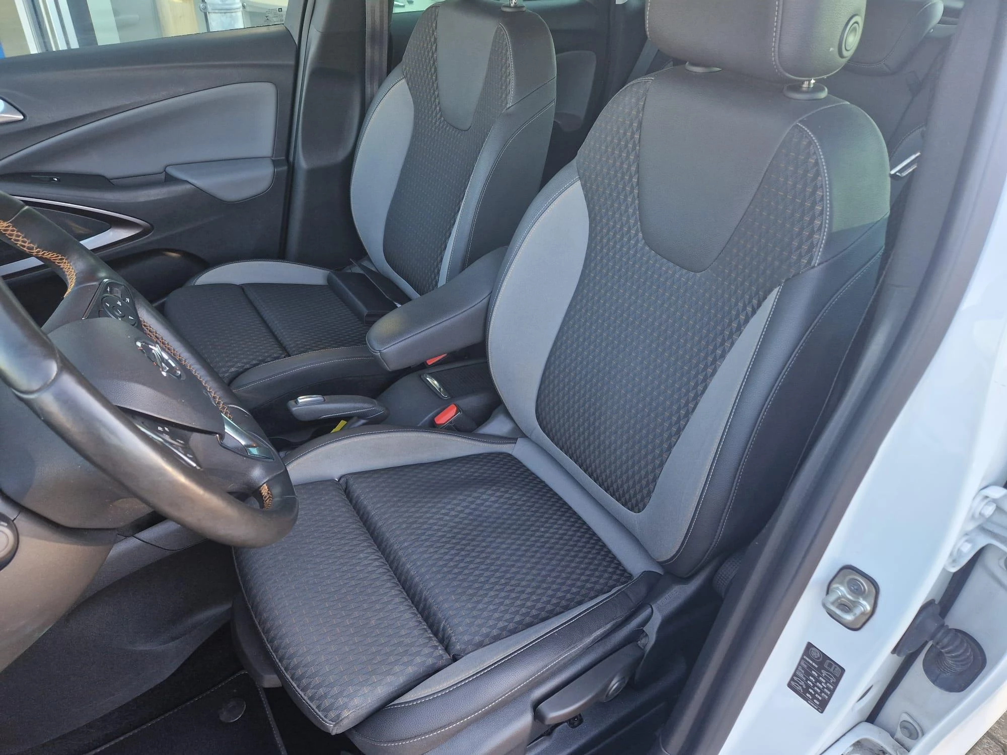 Hoofdafbeelding Opel Crossland X