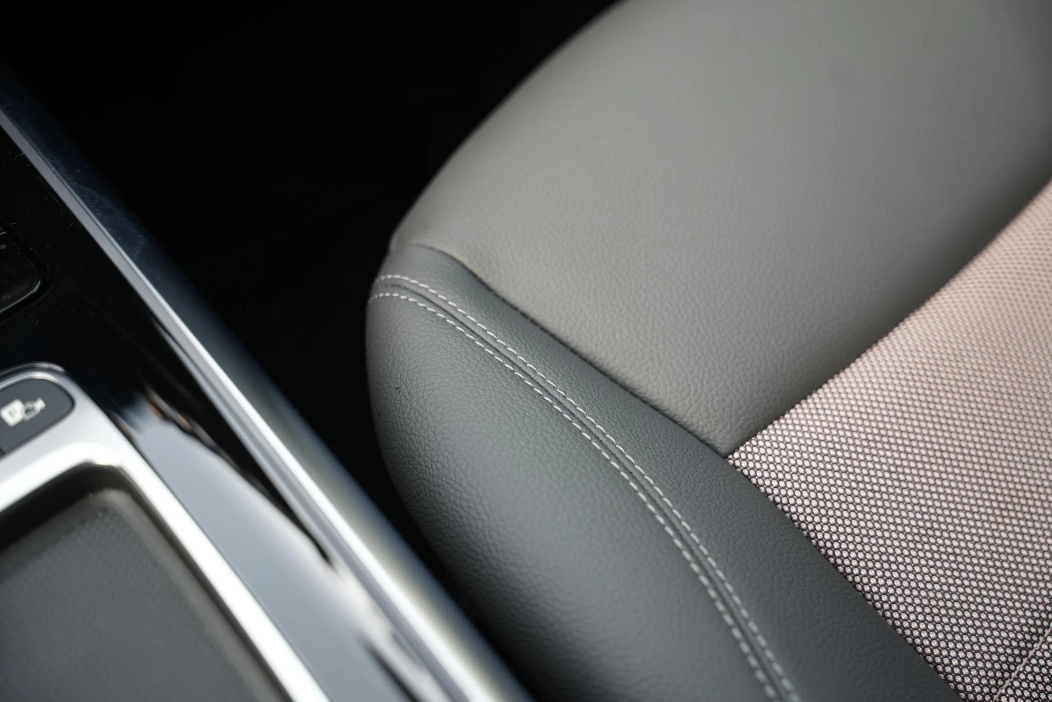 Hoofdafbeelding Mercedes-Benz EQA