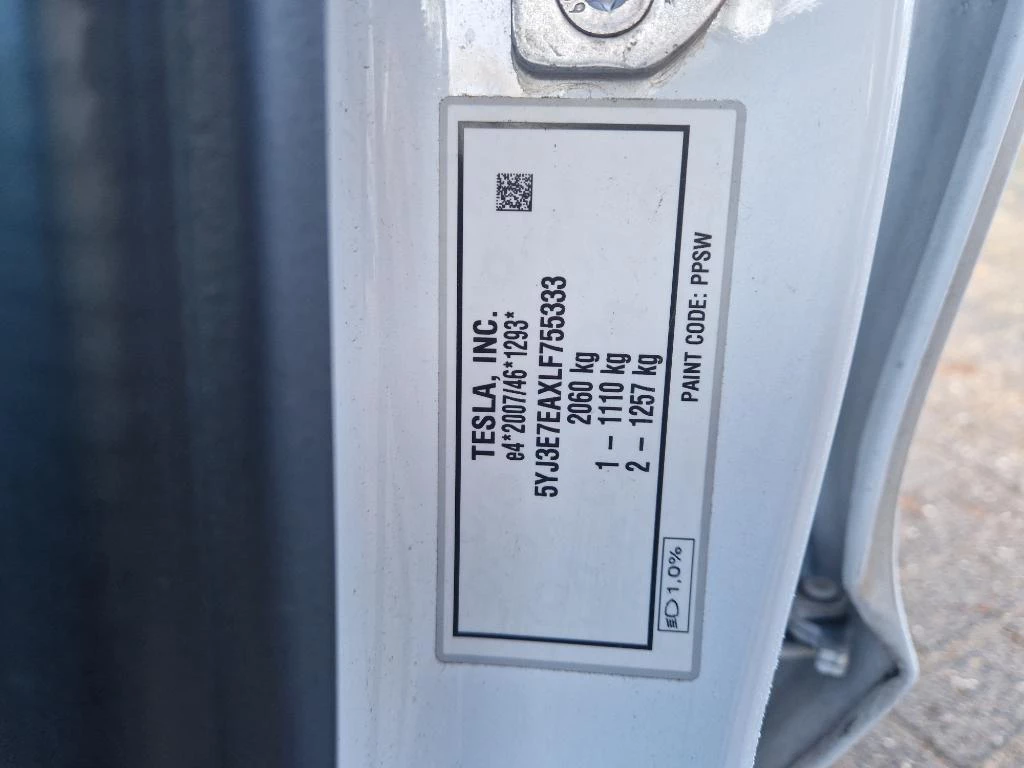 Hoofdafbeelding Tesla Model 3