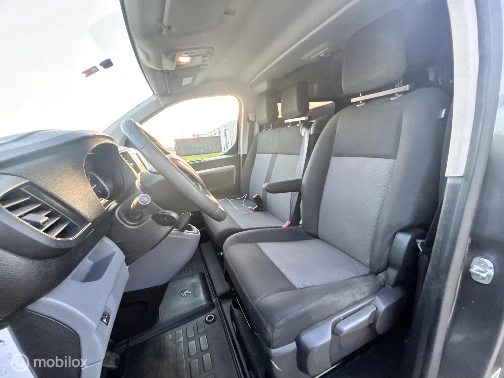 Hoofdafbeelding Peugeot Expert