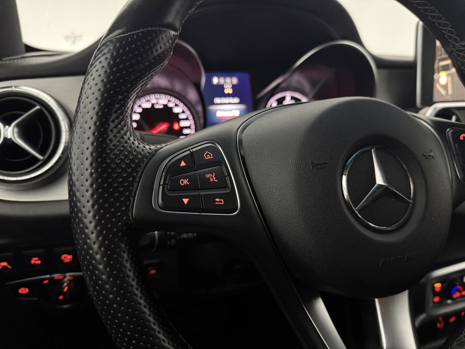 Hoofdafbeelding Mercedes-Benz X-Klasse