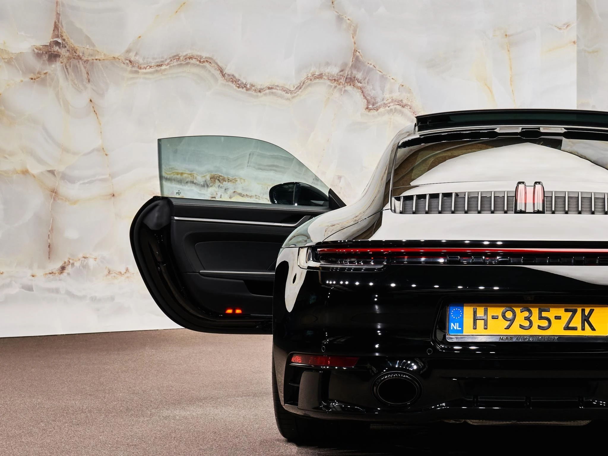 Hoofdafbeelding Porsche 911