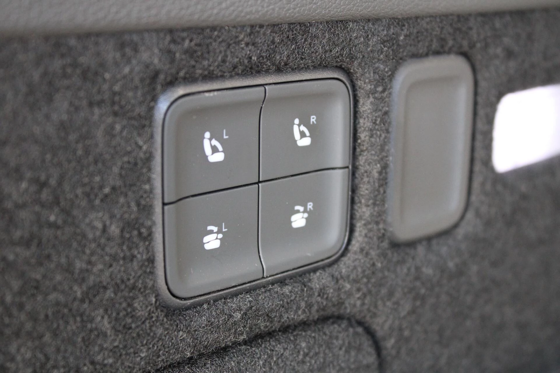 Hoofdafbeelding Hongqi E-HS9