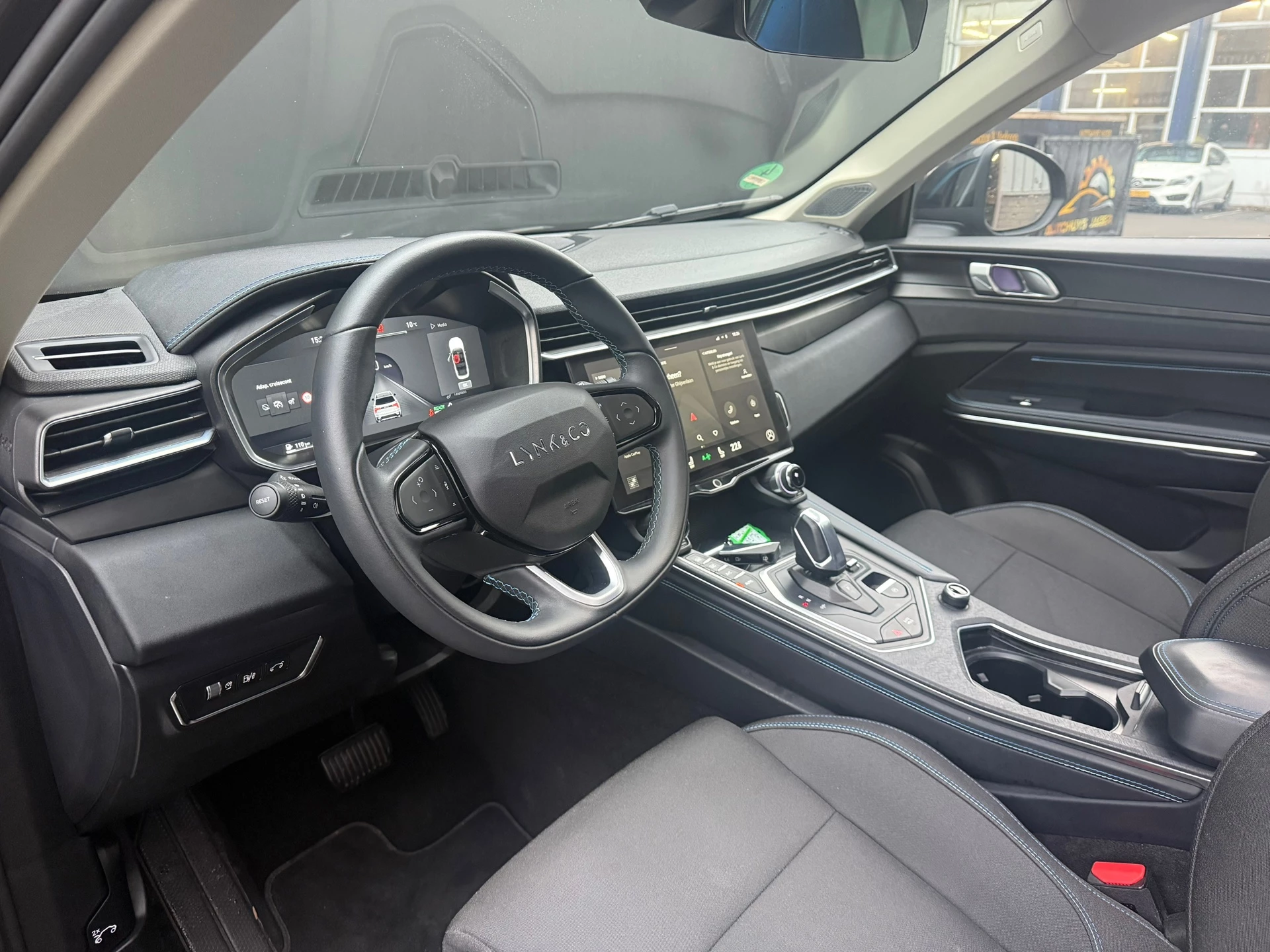 Hoofdafbeelding Lynk & Co 01