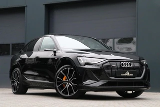 Audi e-tron Sportback 55 quattro S-Line Blackline Headup Panodak Adaptiv Cruise Trekhaak RS Zetels Memory CameraSpiegel 360View B&O Carplay Luchtvering Uitstraling BJ2020!