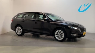 Hoofdafbeelding Škoda Octavia Skoda Octavia Combi 1.0 e-TSI DSG Business Edition Virtual Cockpit Stoelverwarming Parkeersensoren Navigatie