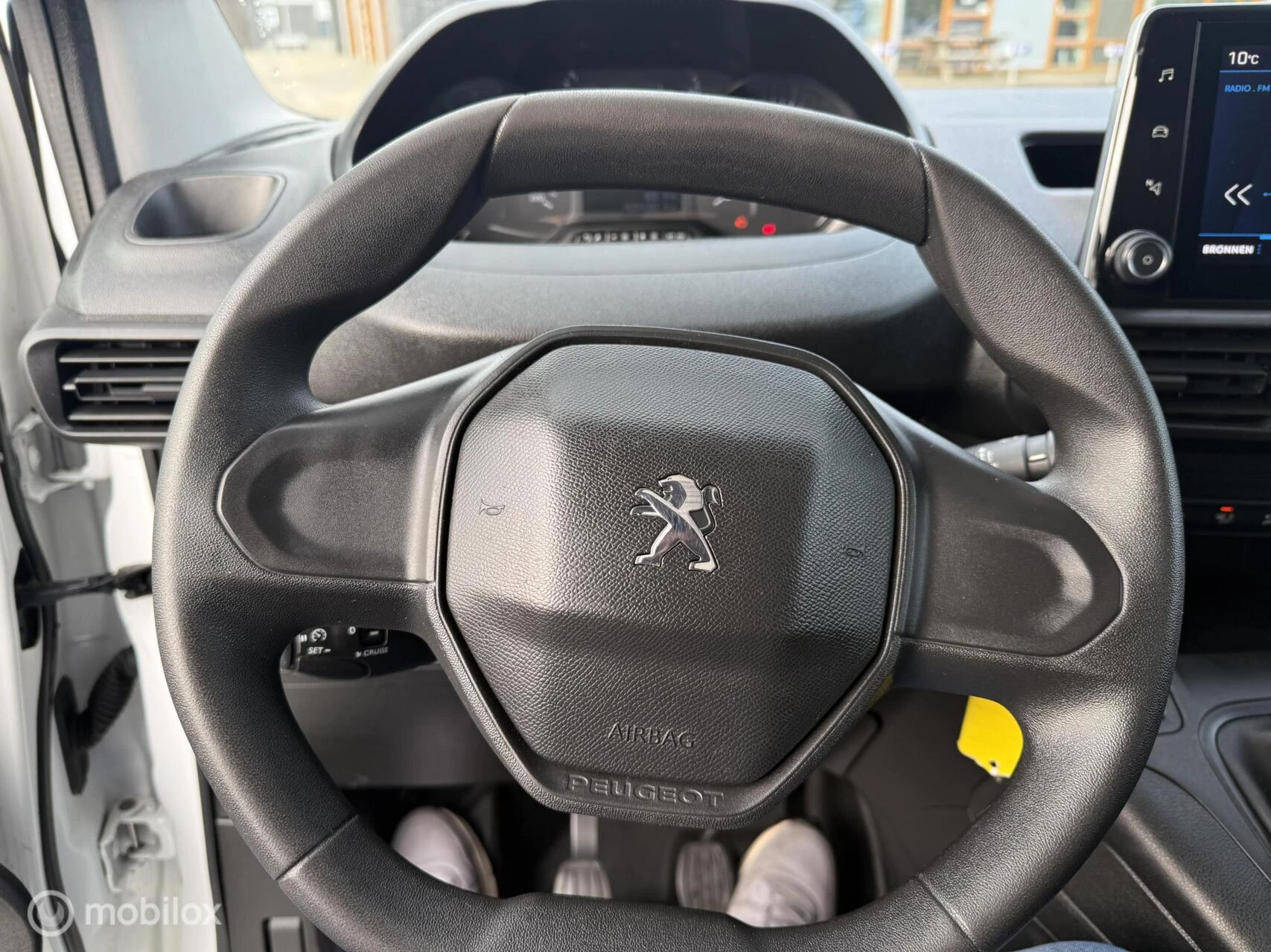 Hoofdafbeelding Peugeot Partner