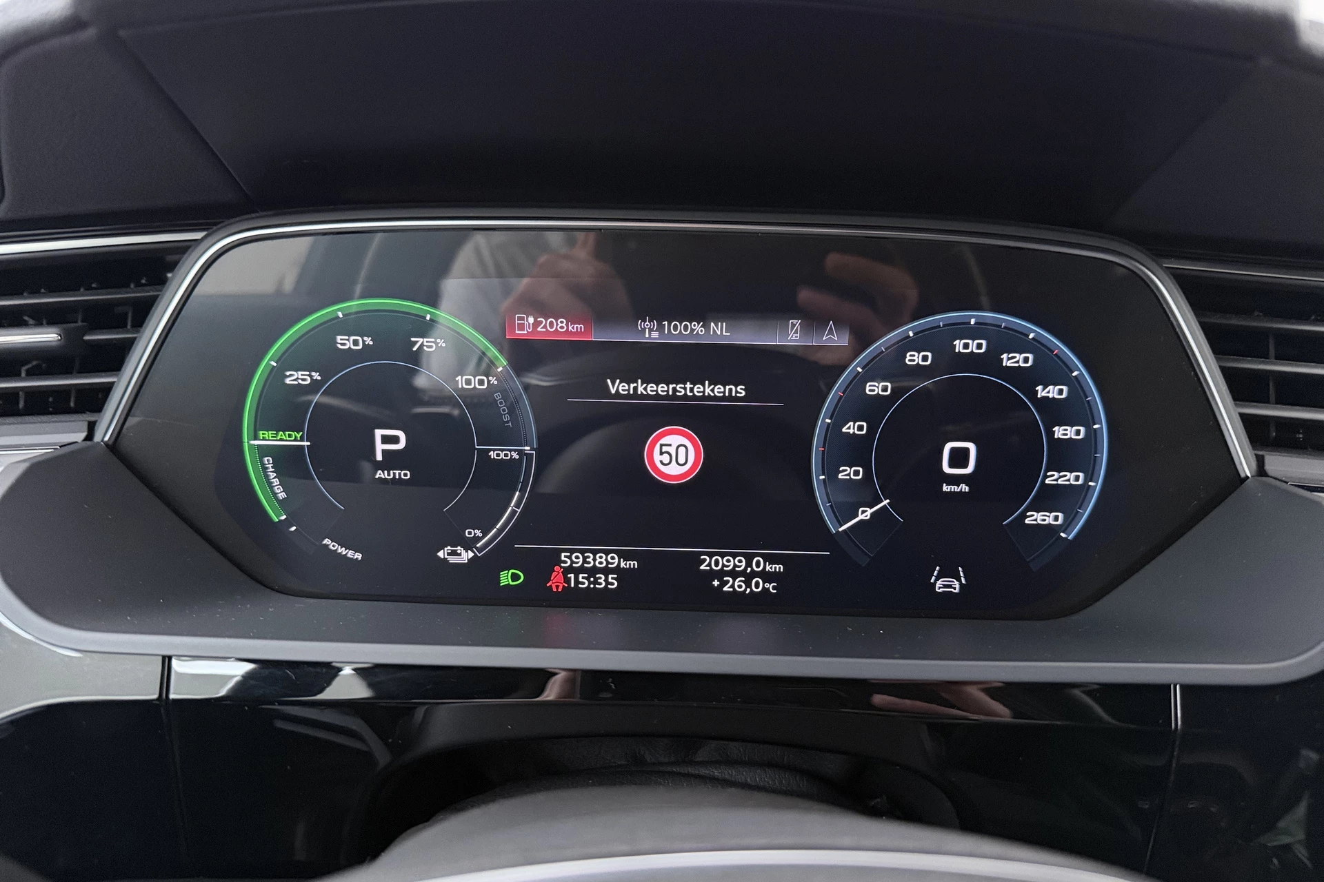 Hoofdafbeelding Audi e-tron