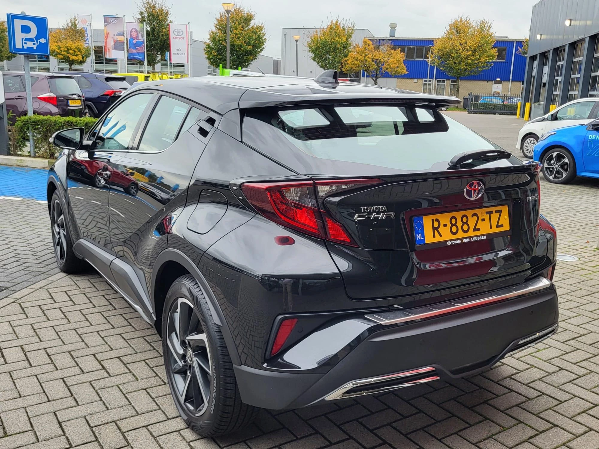 Hoofdafbeelding Toyota C-HR