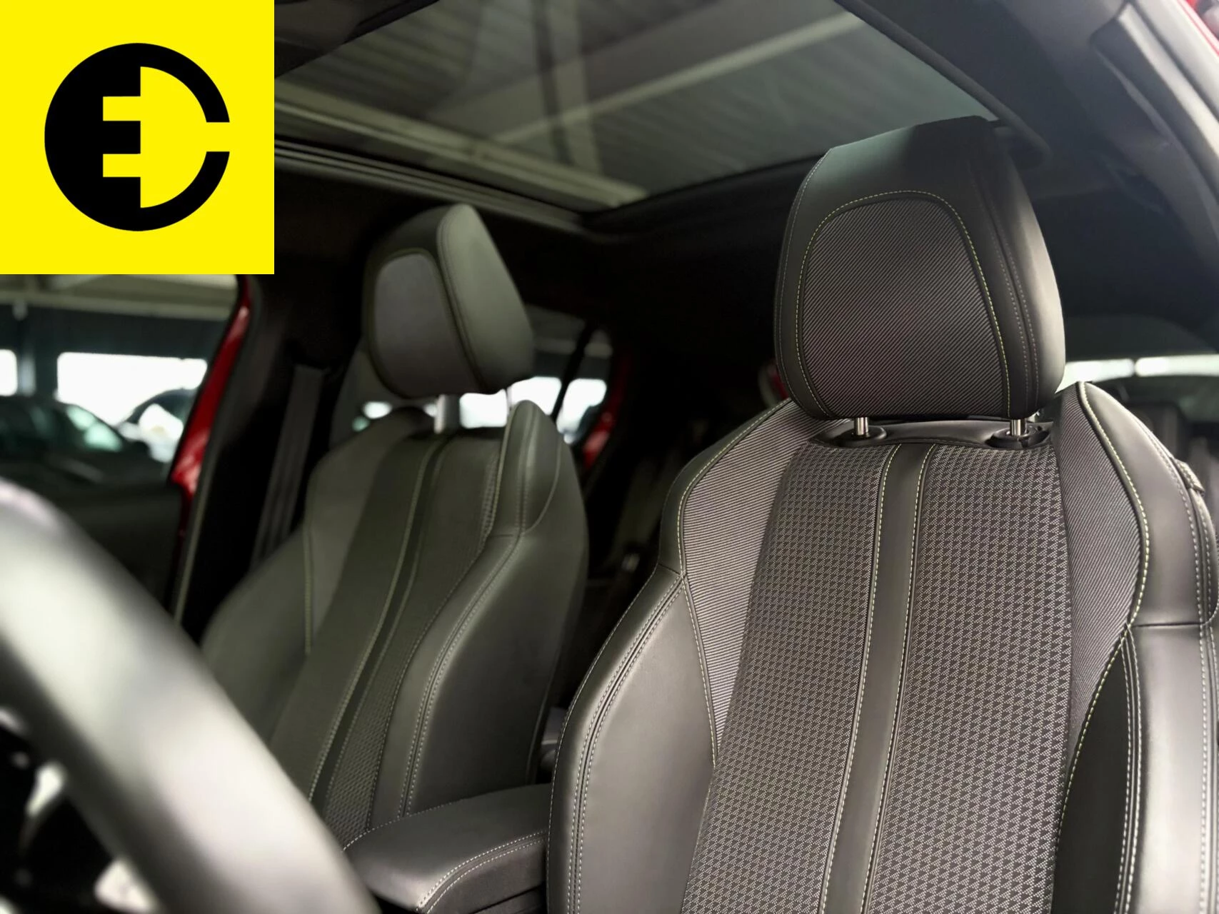 Hoofdafbeelding Peugeot e-208