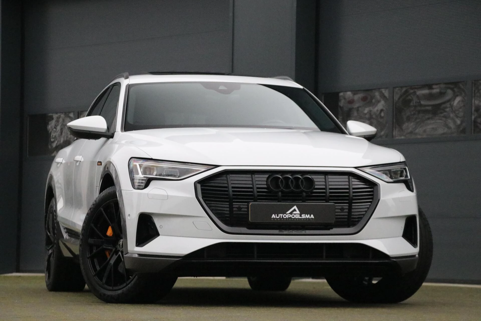 Hoofdafbeelding Audi e-tron