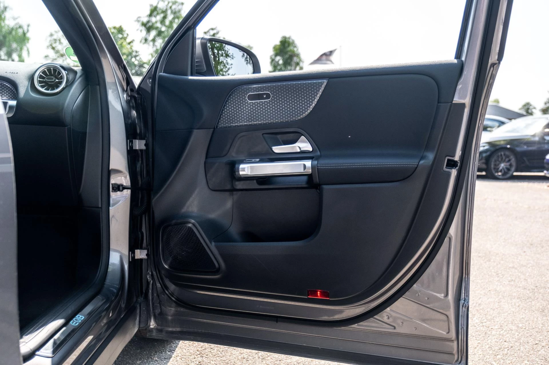 Hoofdafbeelding Mercedes-Benz EQB