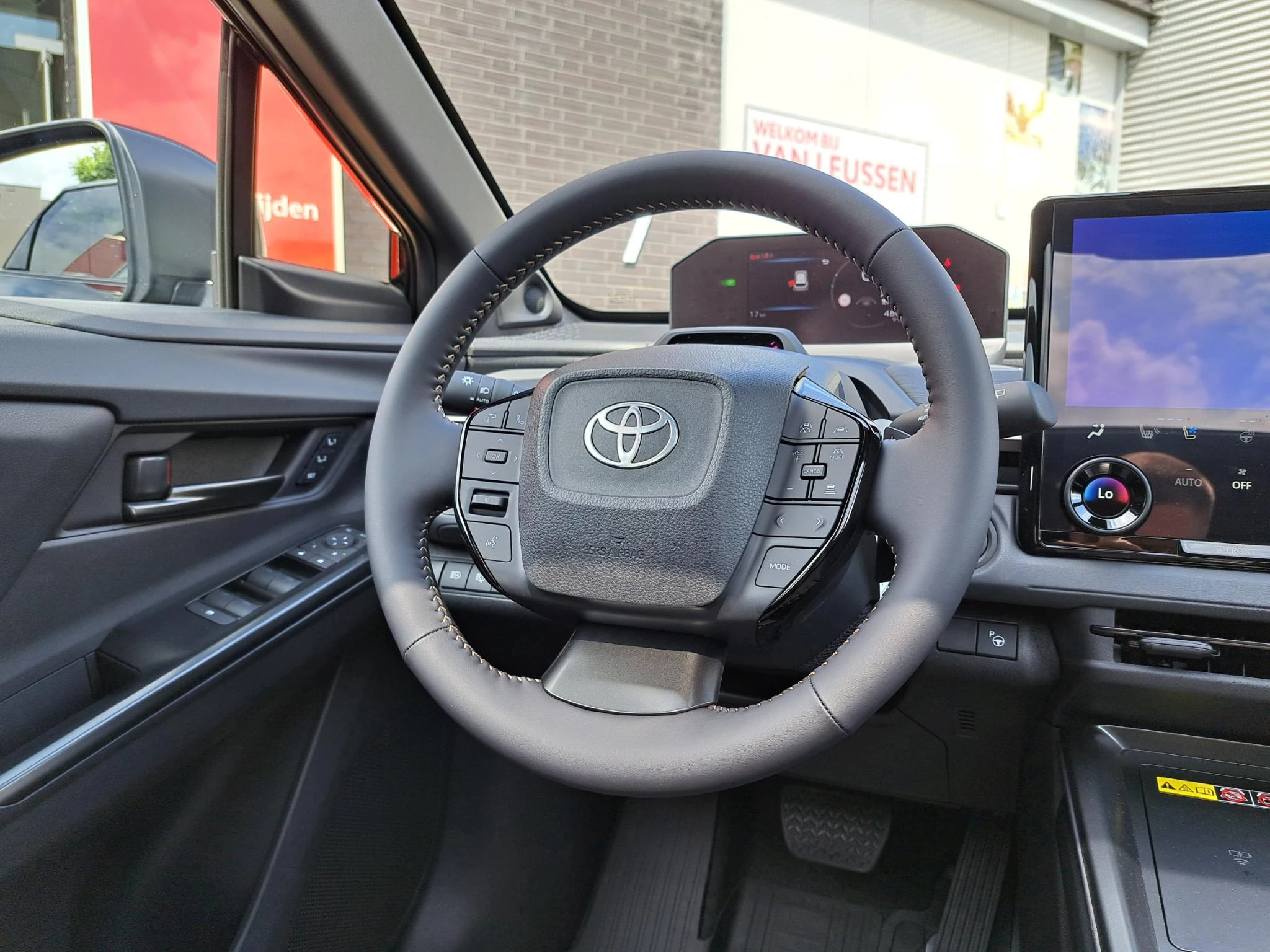 Hoofdafbeelding Toyota bZ4X