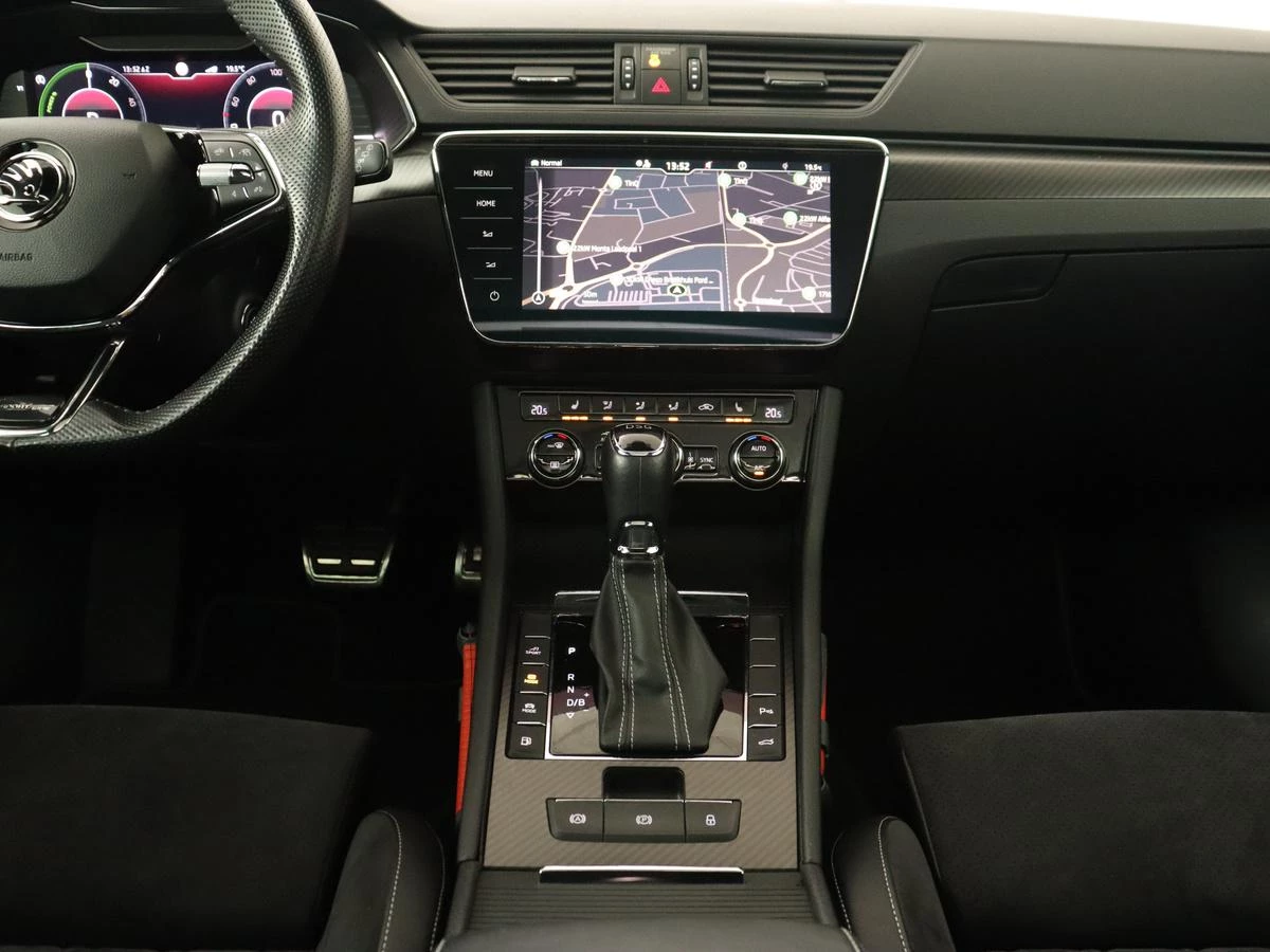 Hoofdafbeelding Škoda Superb