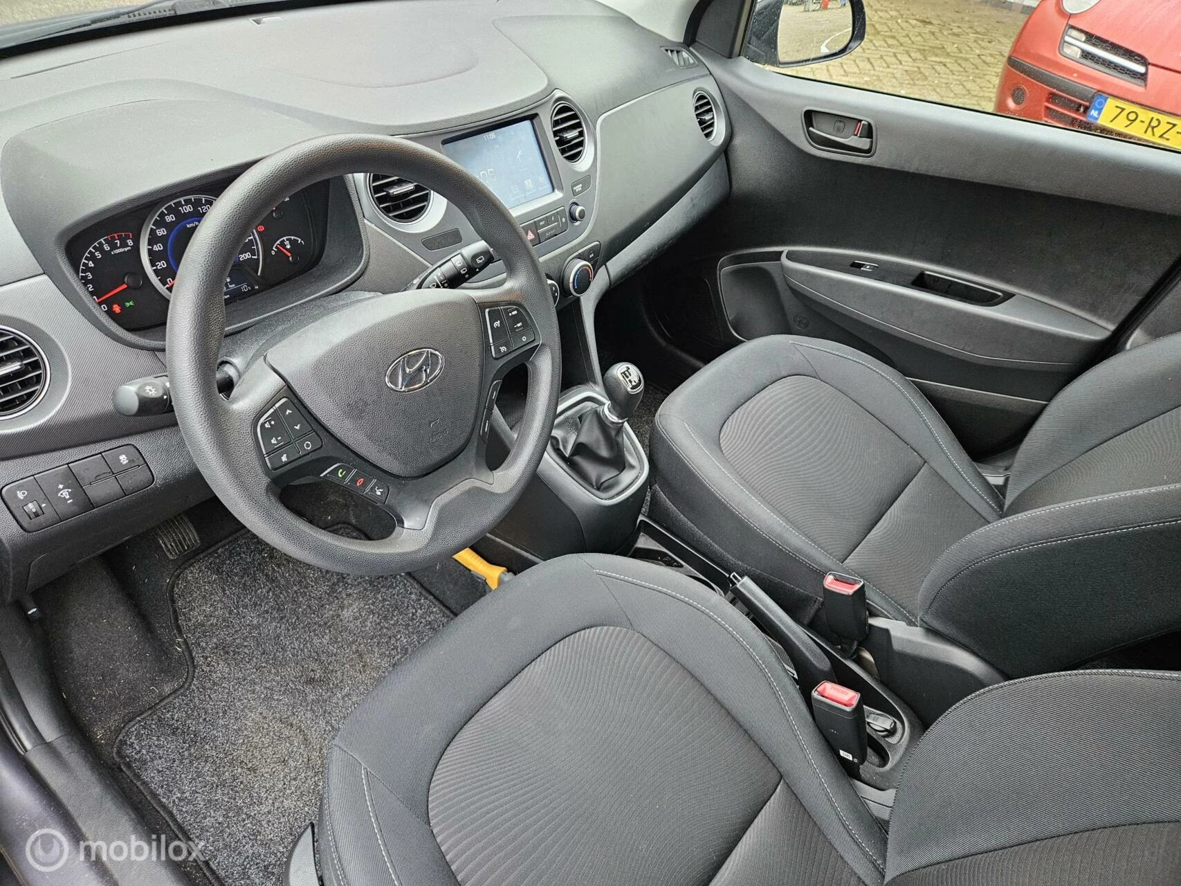 Hoofdafbeelding Hyundai i10