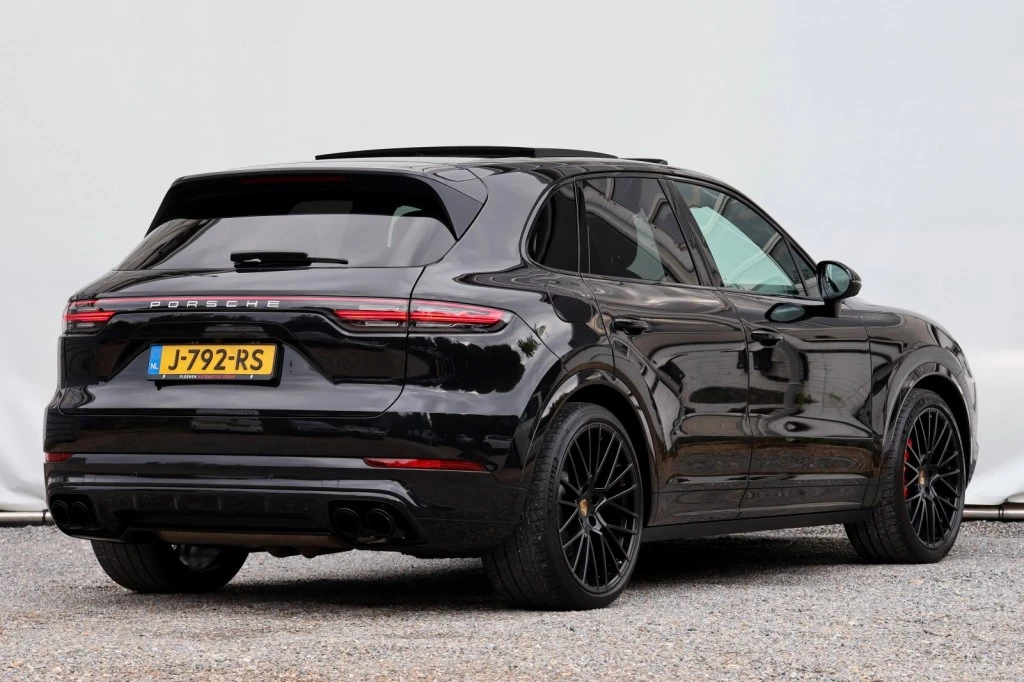 Hoofdafbeelding Porsche Cayenne