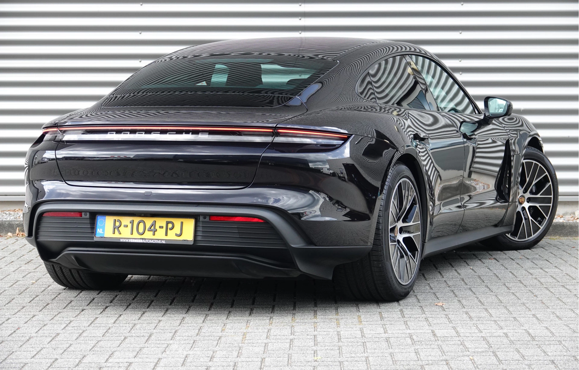 Hoofdafbeelding Porsche Taycan