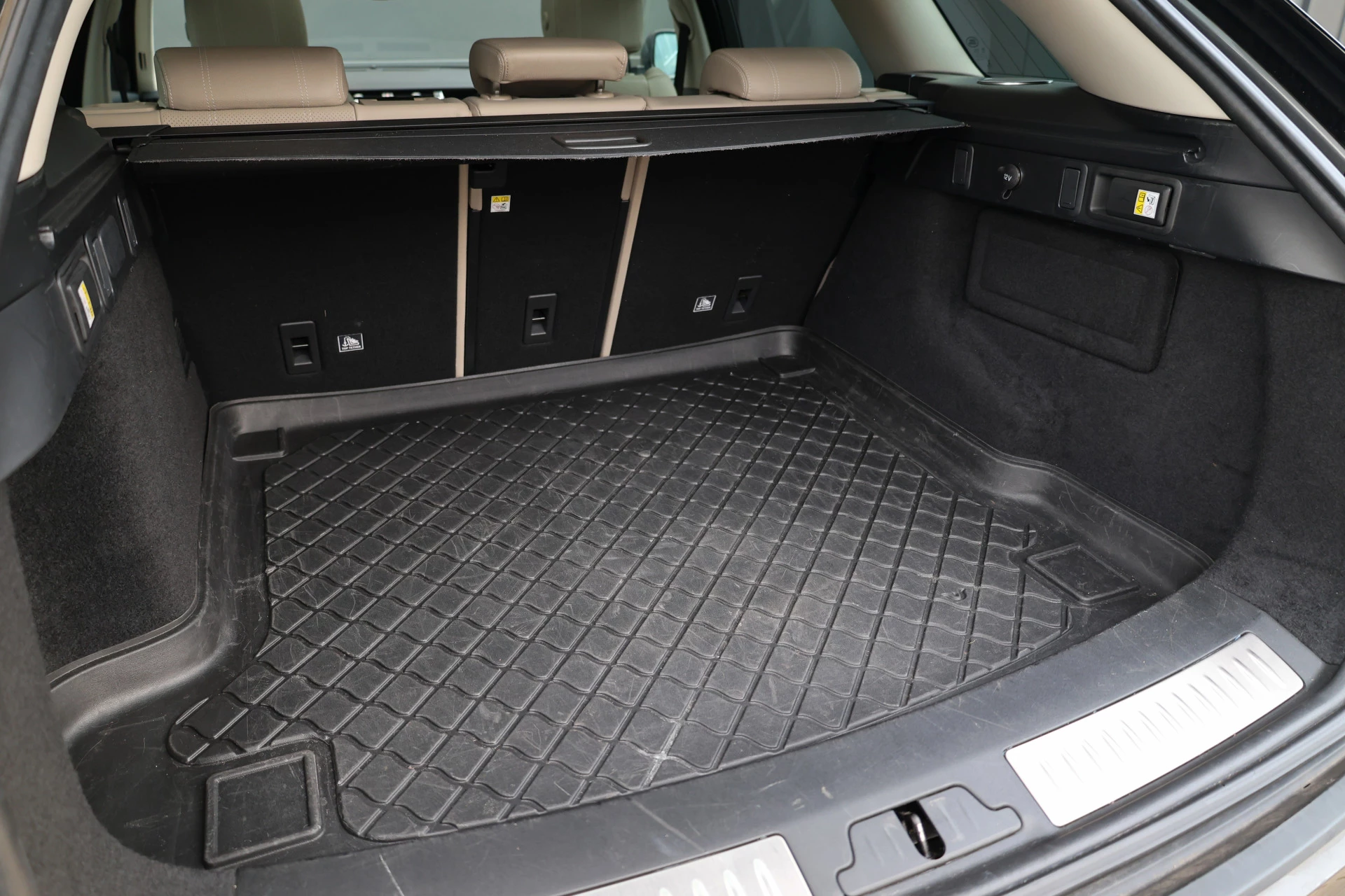 Hoofdafbeelding Land Rover Range Rover Velar