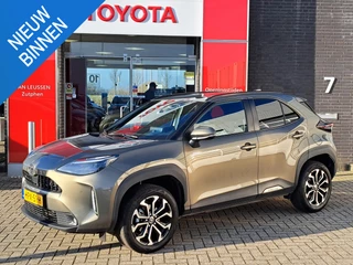 Toyota Yaris Cross 1.5 Hybrid 115 First Edition COMFORT PACK STOEL- STUURVERWARMING PDC V+A BLIND SPOT SPIEGELS ELEK. INKLAPBAAR