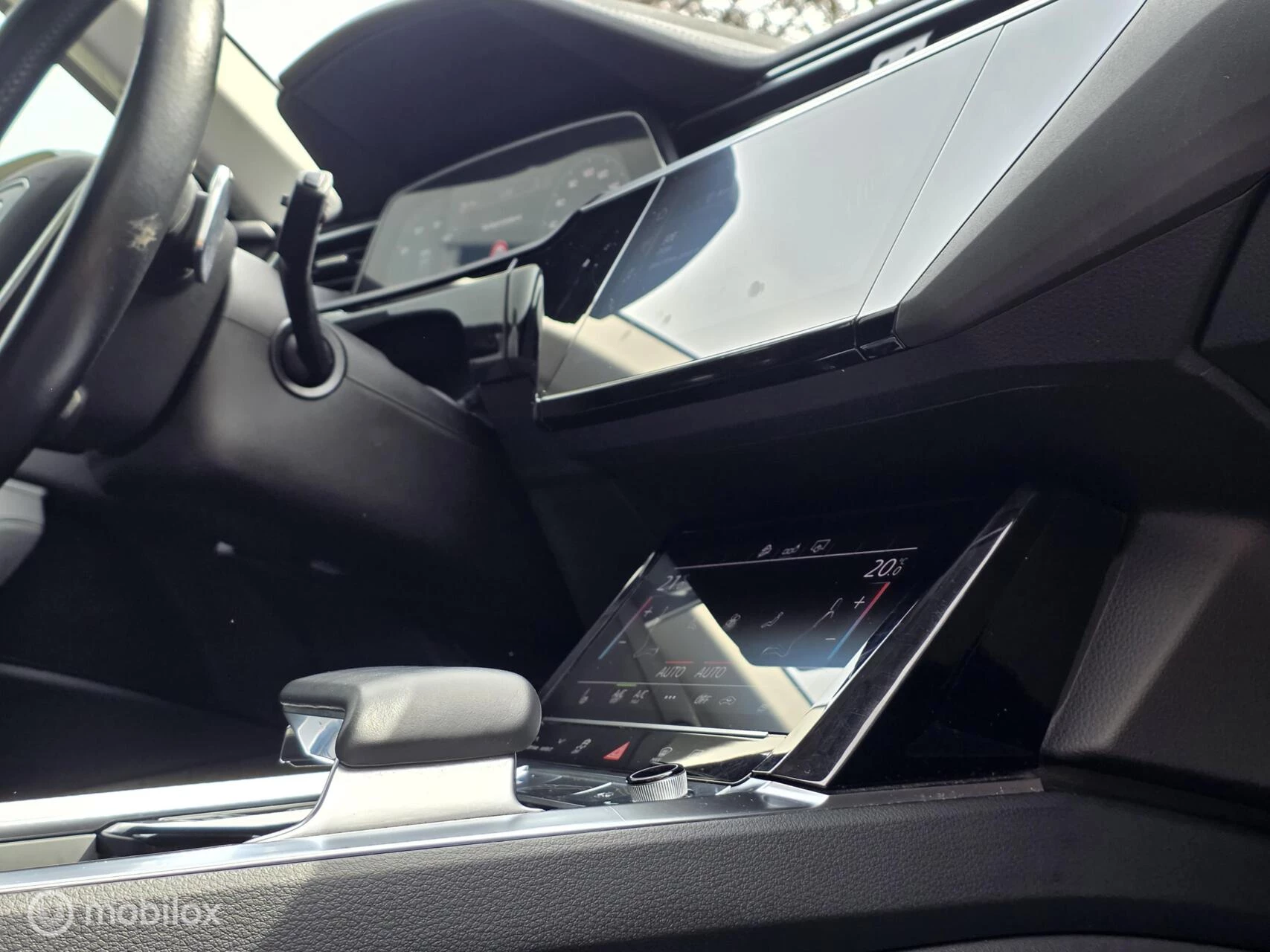 Hoofdafbeelding Audi e-tron