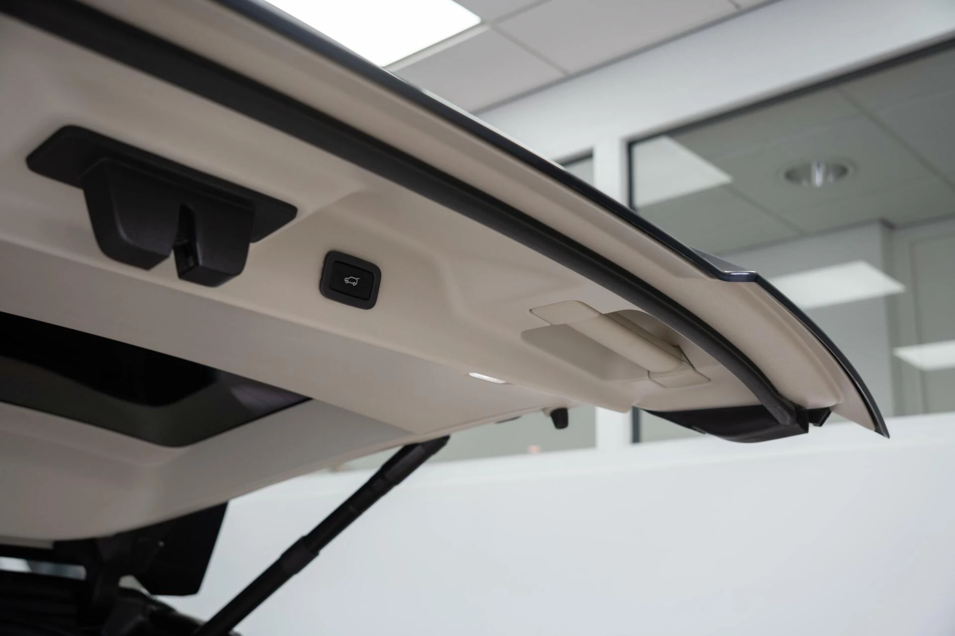 Hoofdafbeelding Land Rover Range Rover