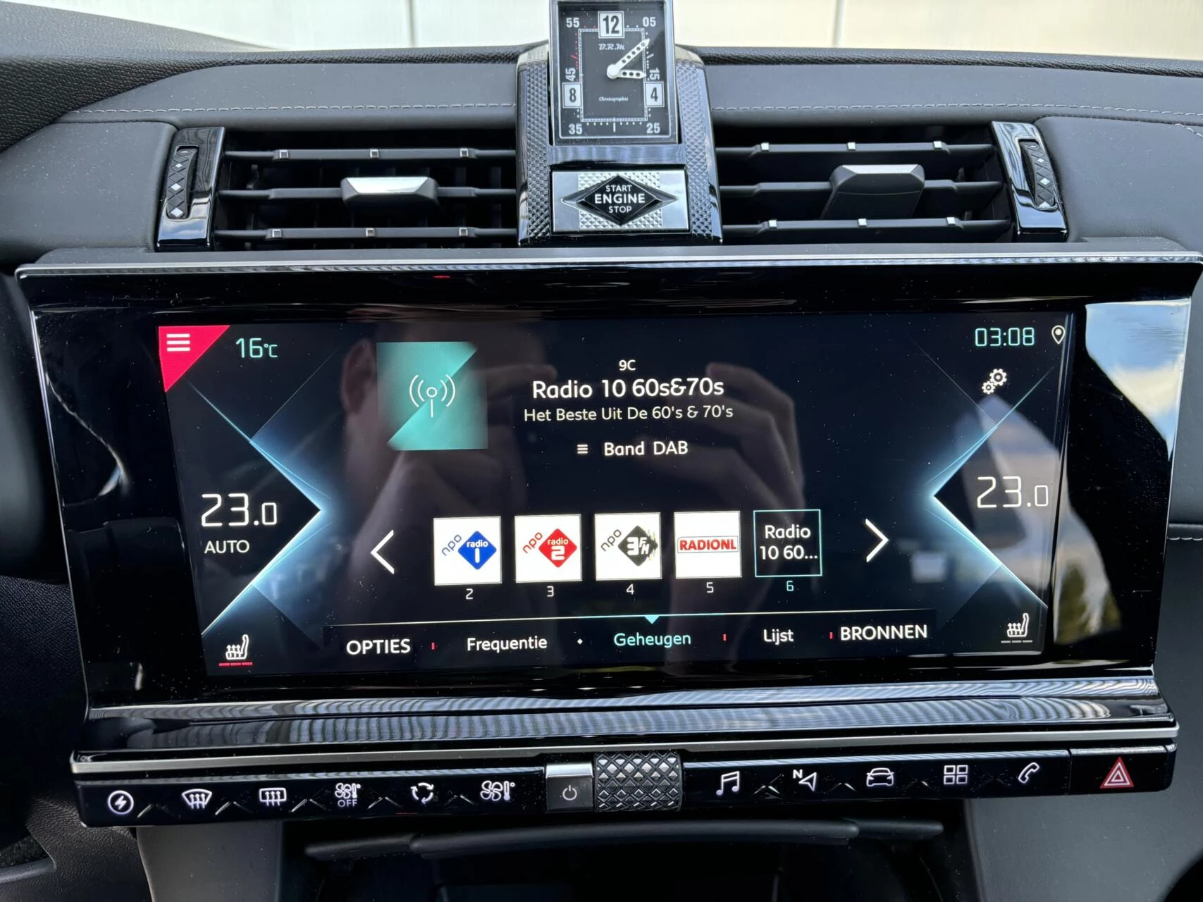 Hoofdafbeelding DS DS 7