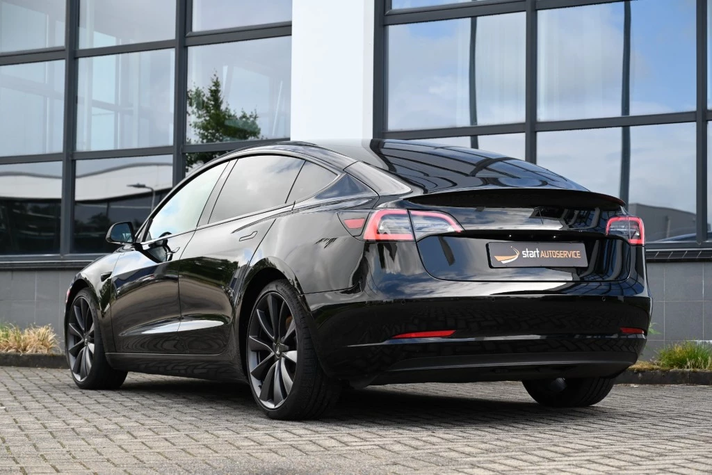 Hoofdafbeelding Tesla Model 3