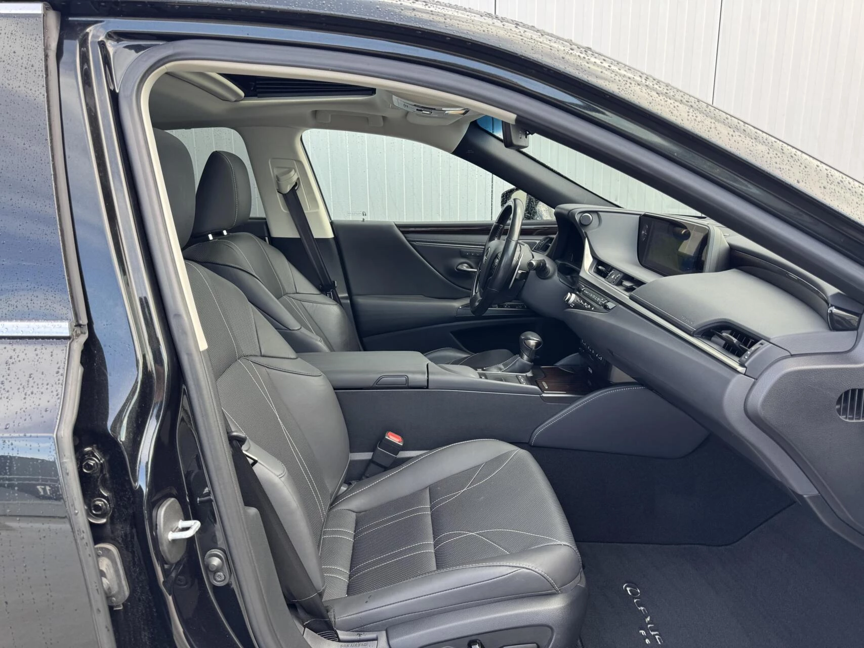 Hoofdafbeelding Lexus ES
