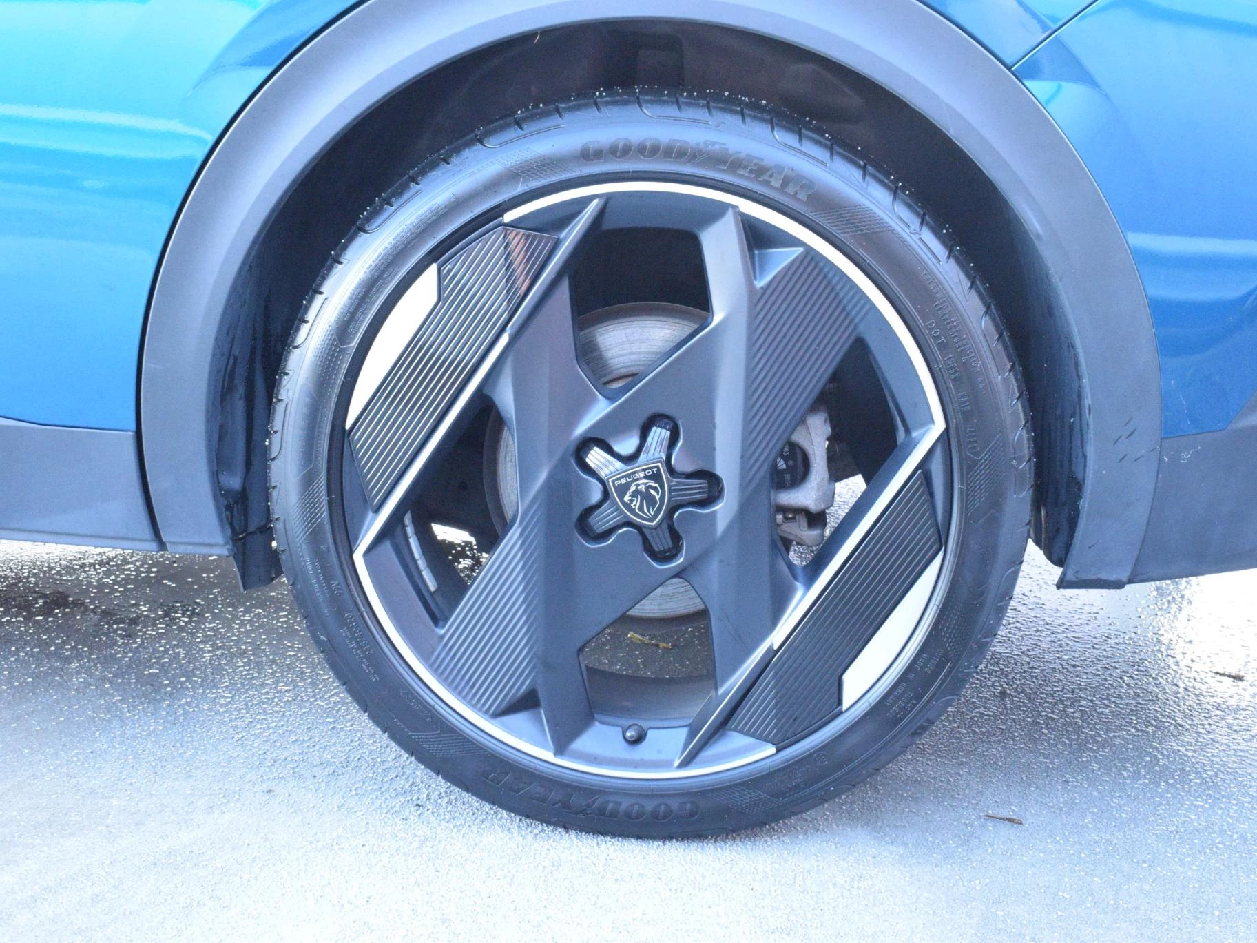 Hoofdafbeelding Peugeot 408