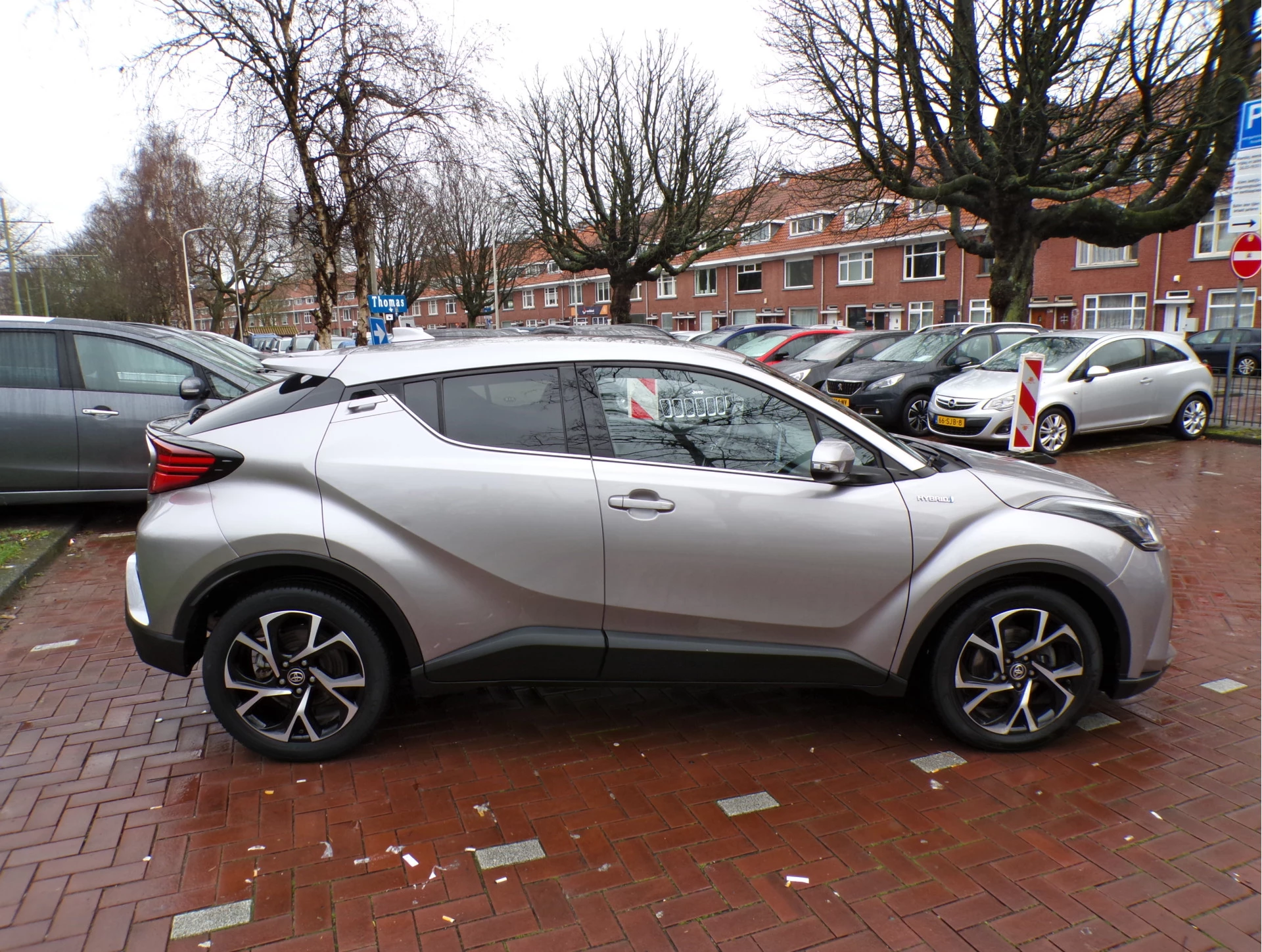 Hoofdafbeelding Toyota C-HR