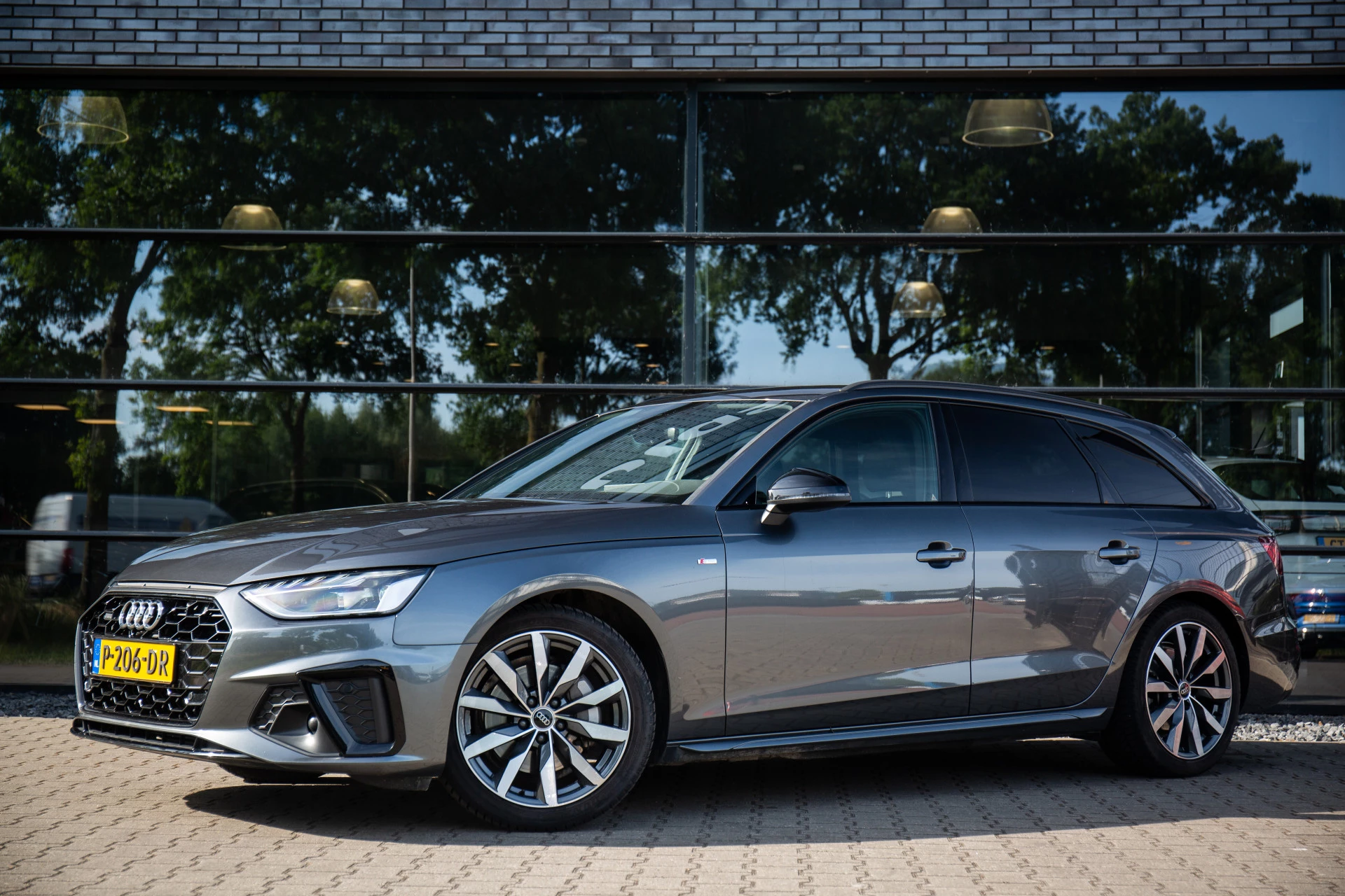 Hoofdafbeelding Audi A4