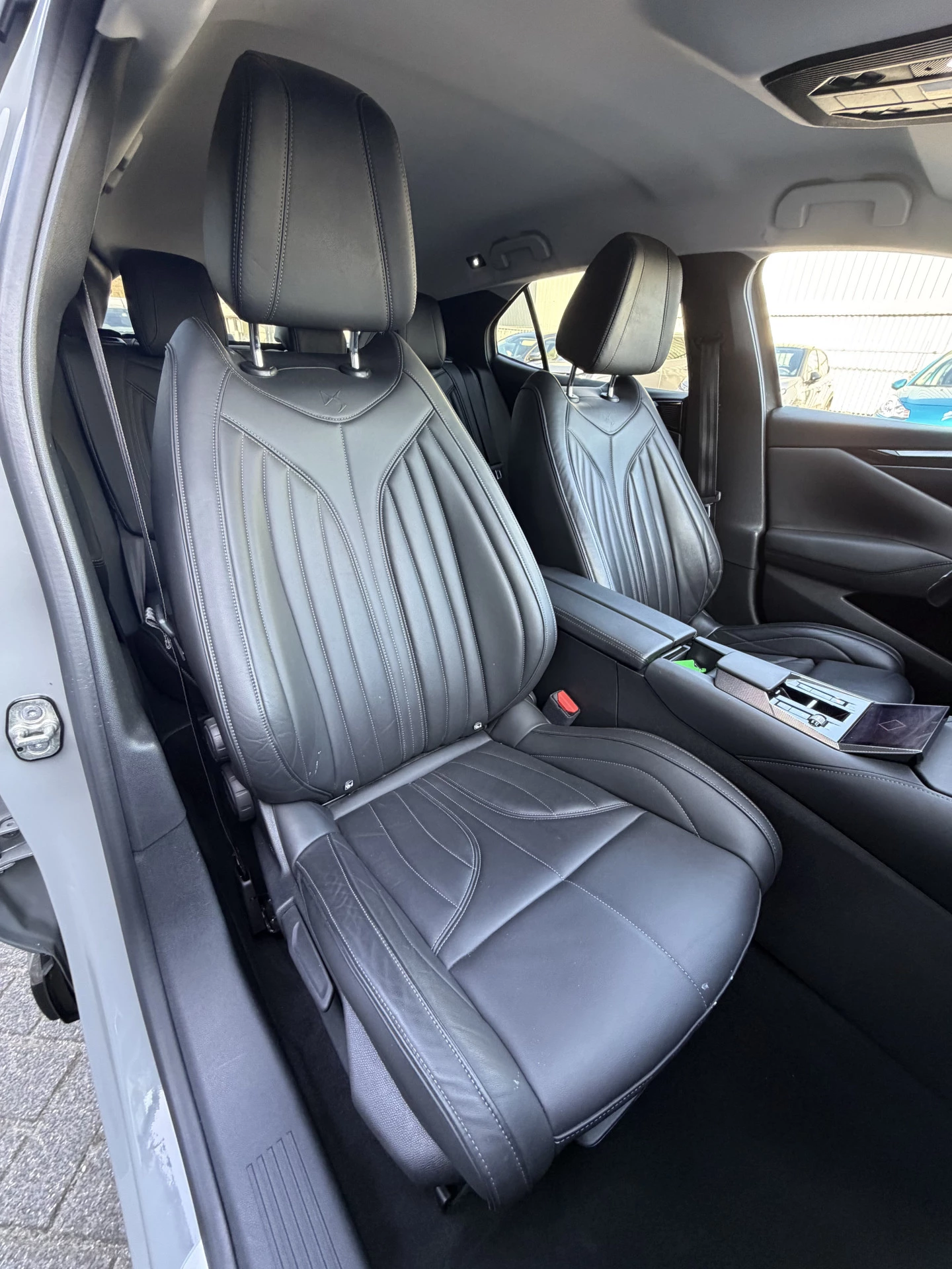 Hoofdafbeelding DS DS 4