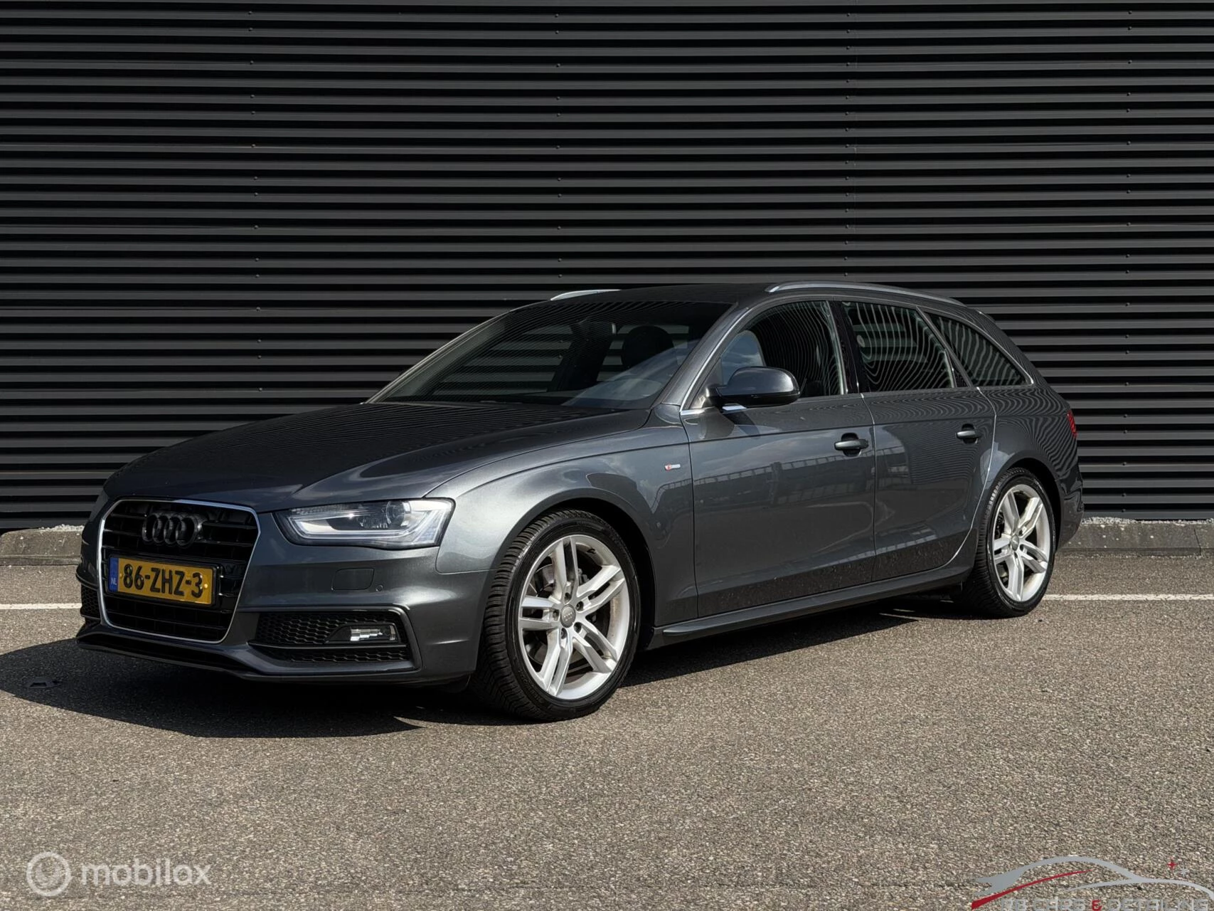 Hoofdafbeelding Audi A4