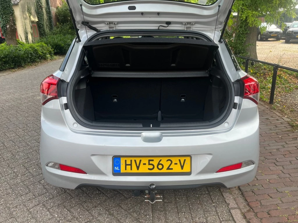 Hoofdafbeelding Hyundai i20