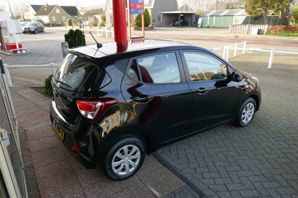 Hoofdafbeelding Hyundai i10