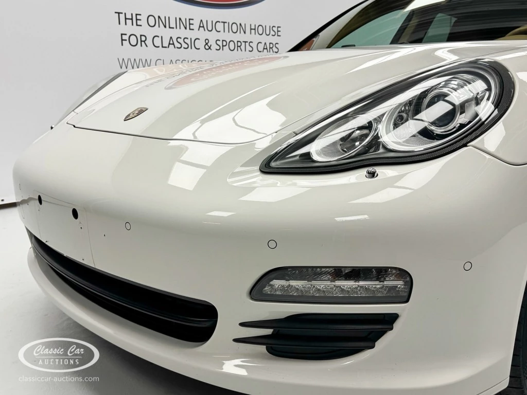 Hoofdafbeelding Porsche Panamera